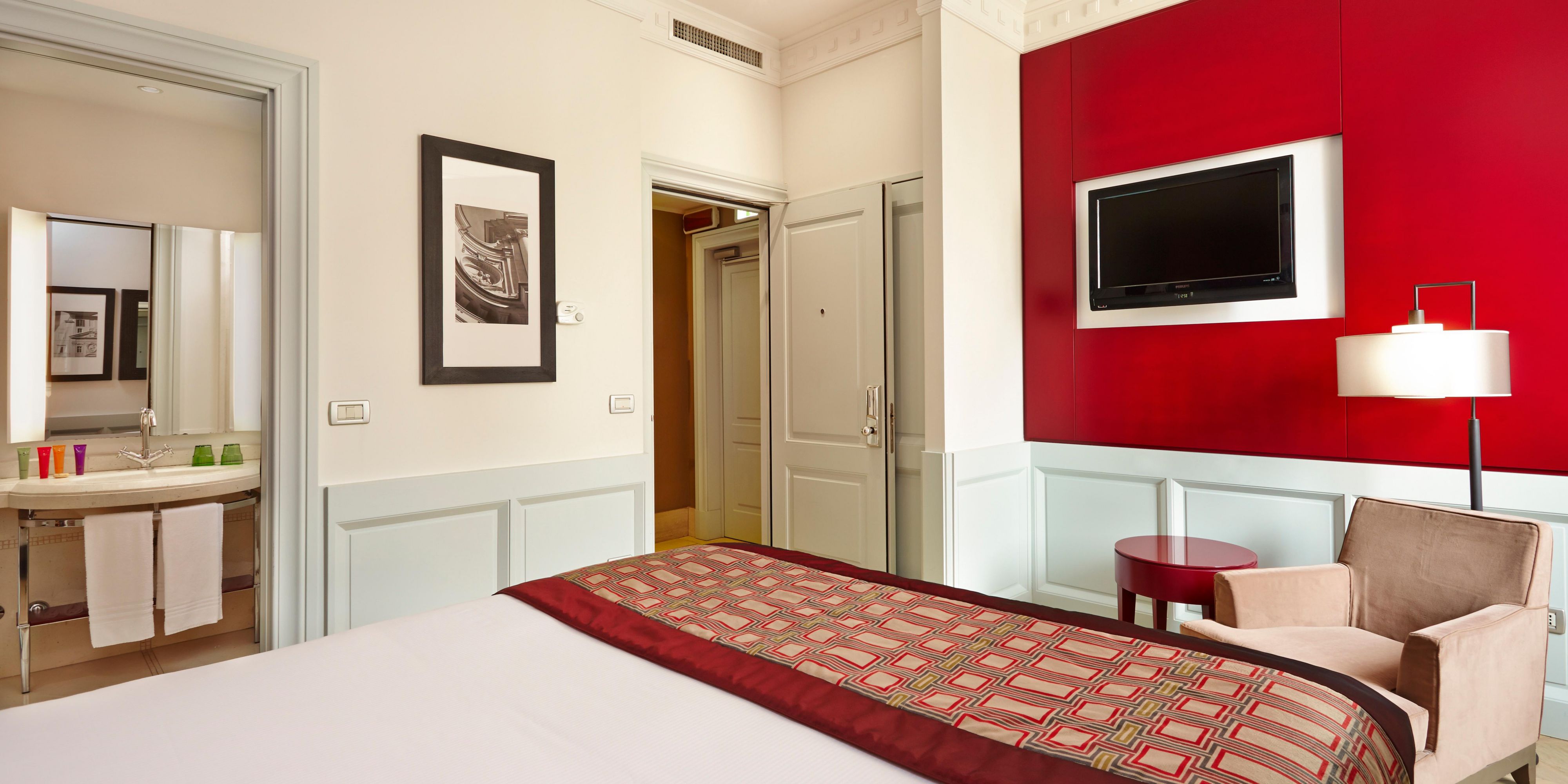 1 King Bed Standard