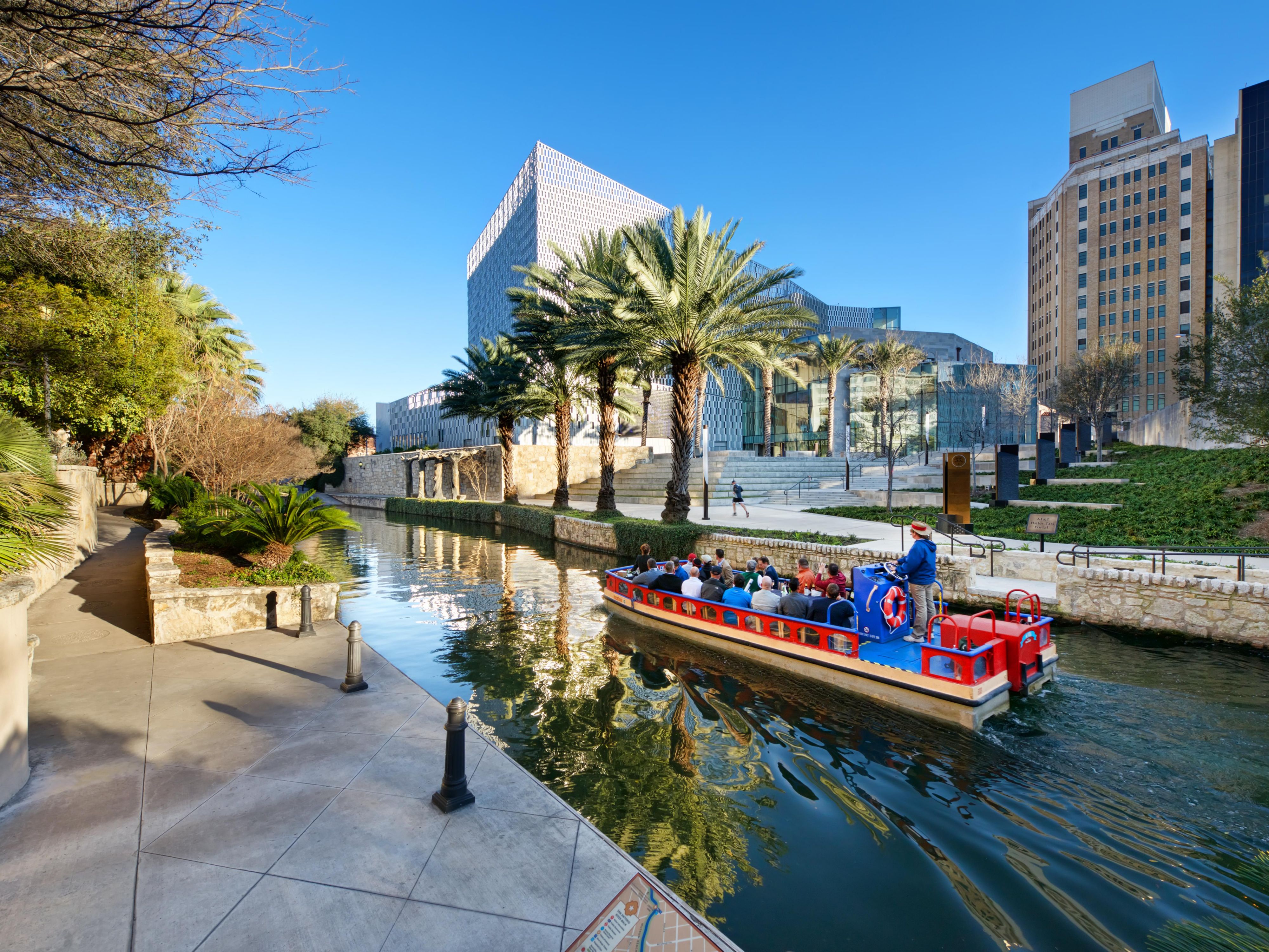 Hotel Indigo San Antonio Riverwalk