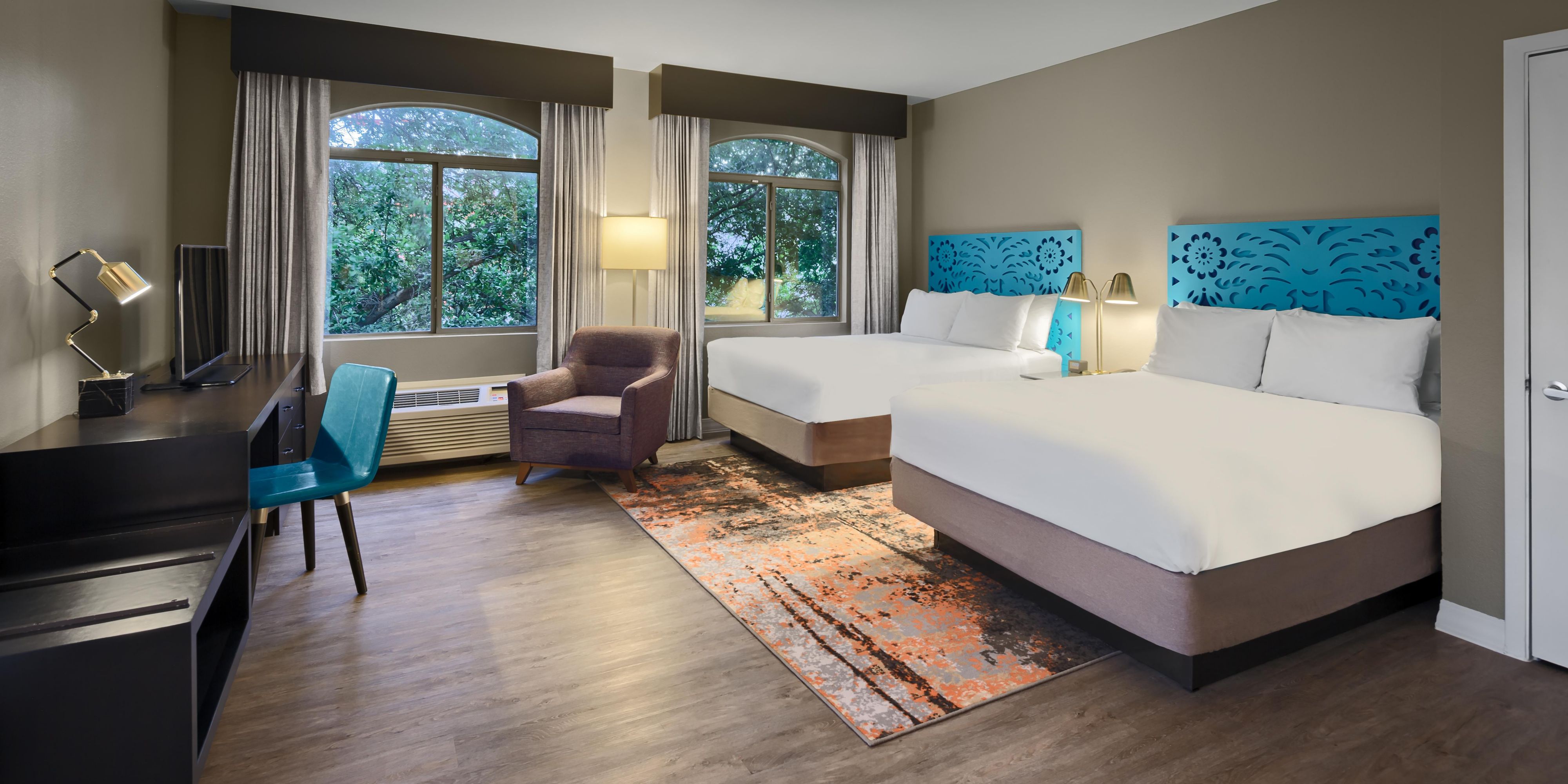 Queen Bed Guest Room