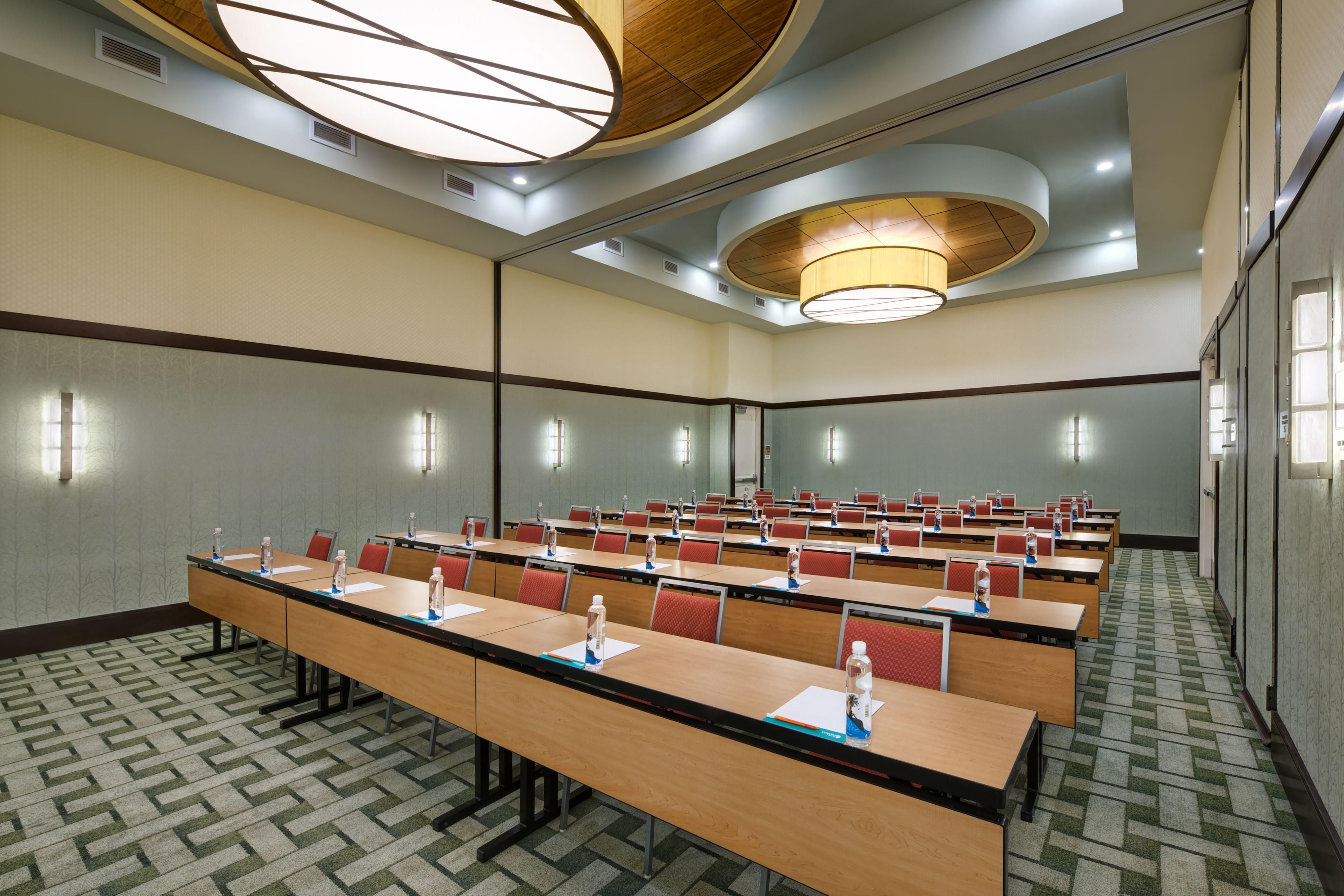 At 1,000 square feet, the Fibonacci Rooms feature lecture hall seating, large desk spaces, and a common area for refreshments. The ideal space for presentations and info sessions.