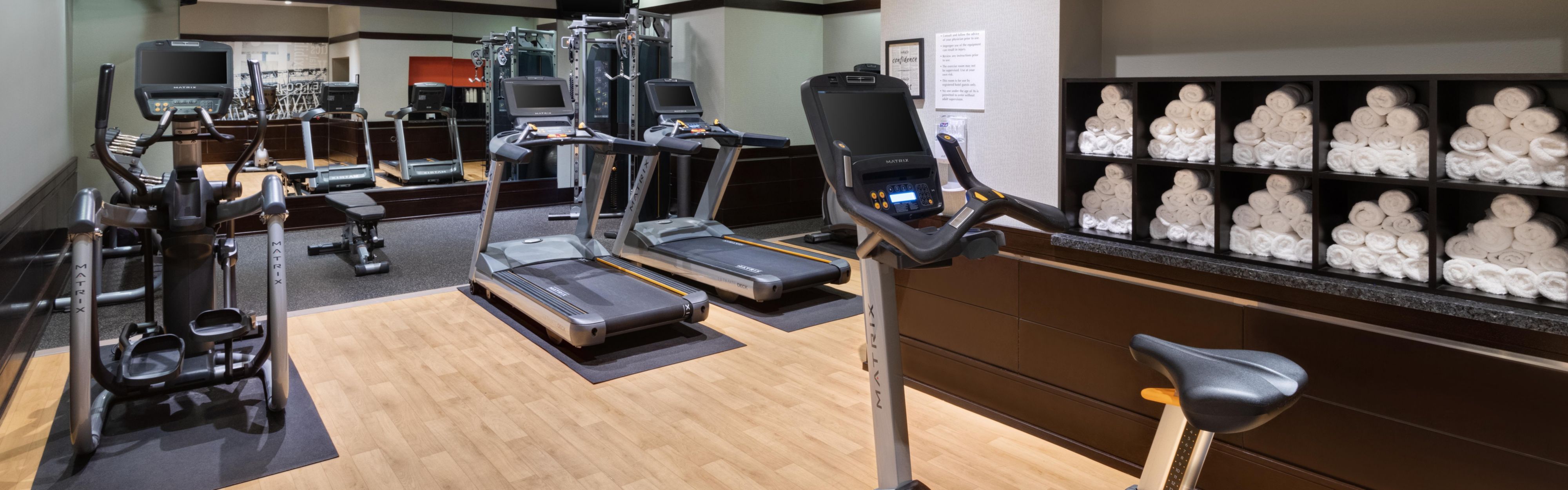 Modern Fitness Room with Extensive Options