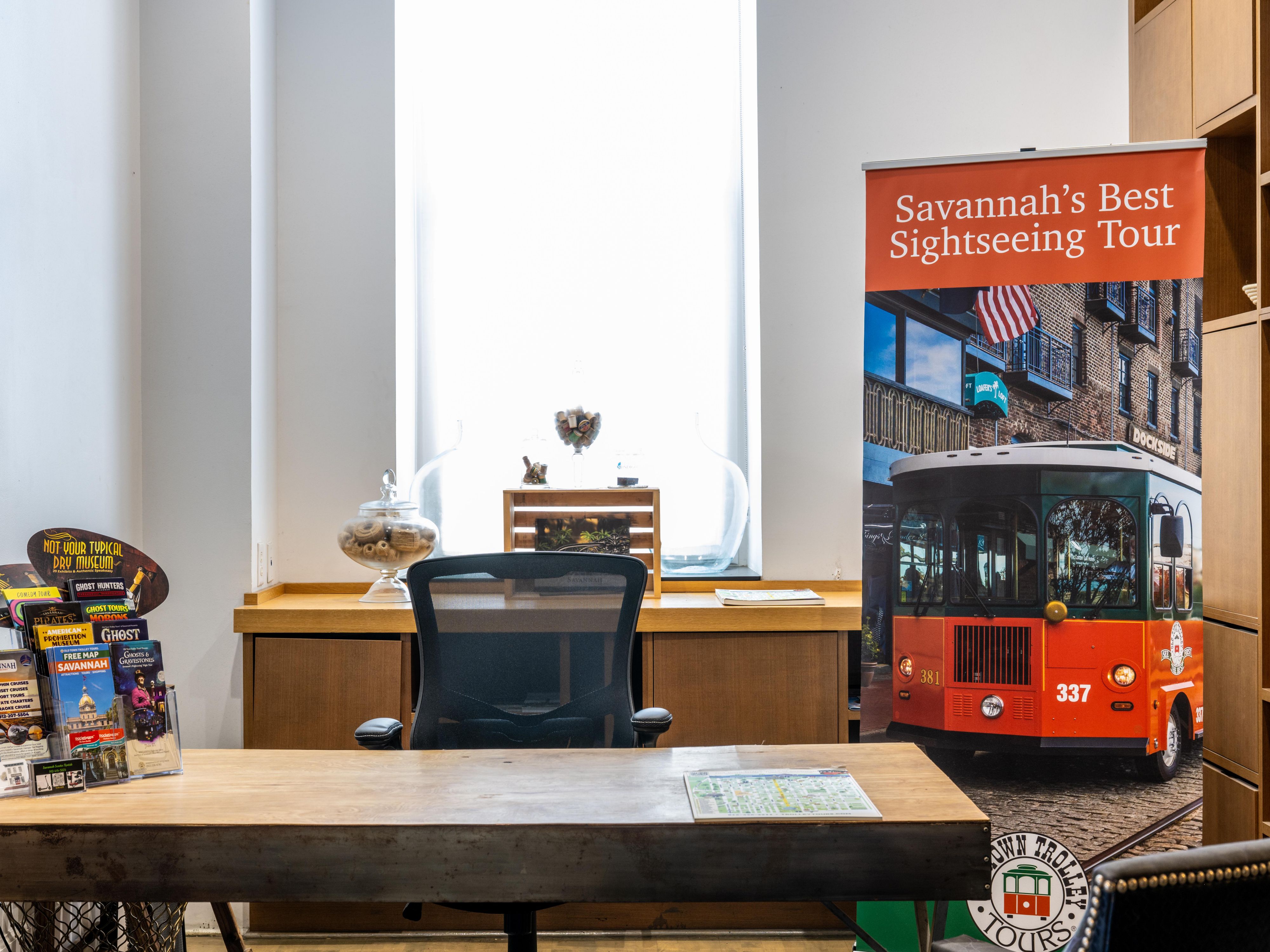 Our concierge helps you make the most of your Savannah stay.