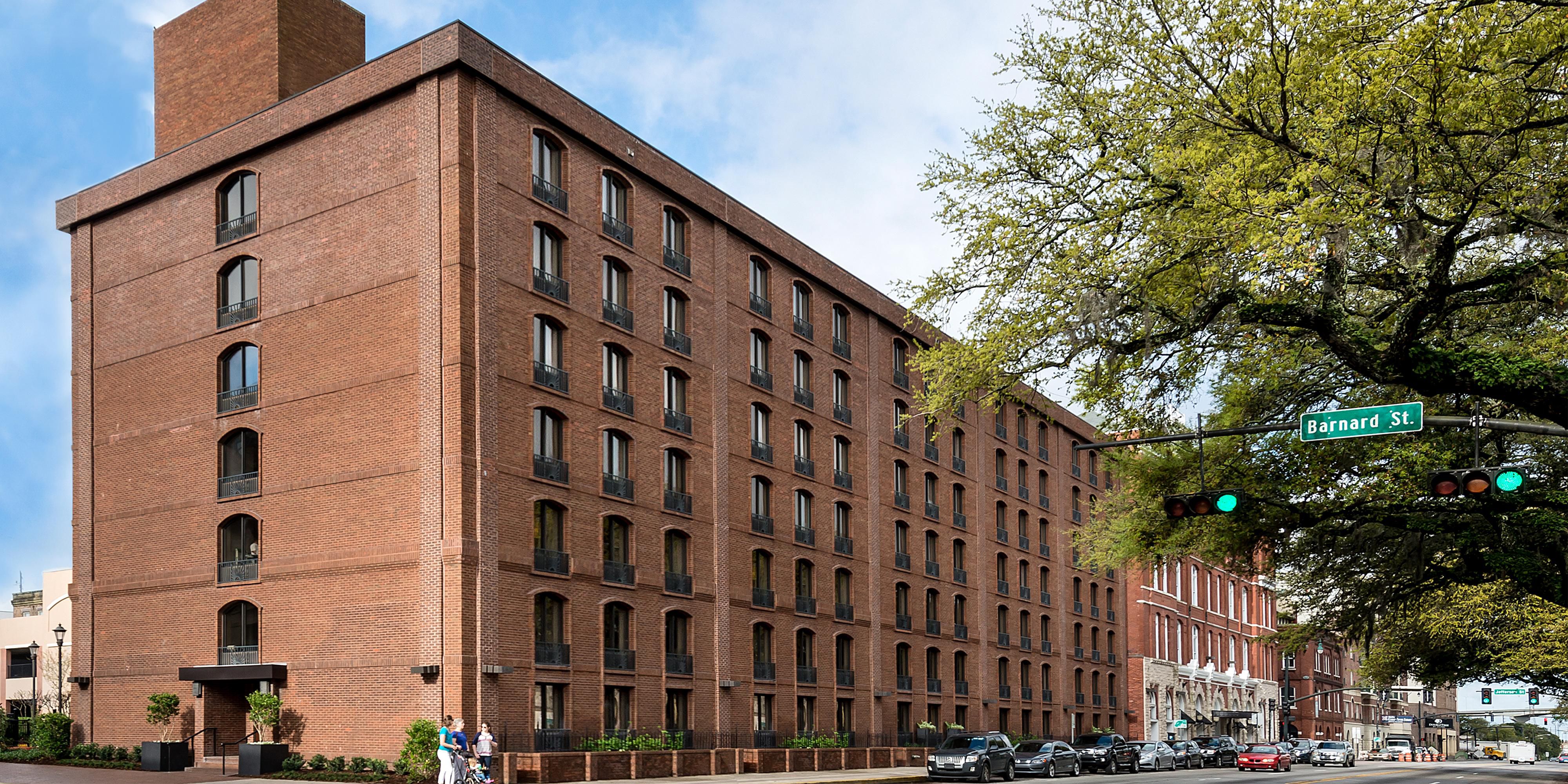 Savannah Street Sweeper Christmas 2022 Hotels In Savannah Ga | Hotel Indigo Savannah Historic District