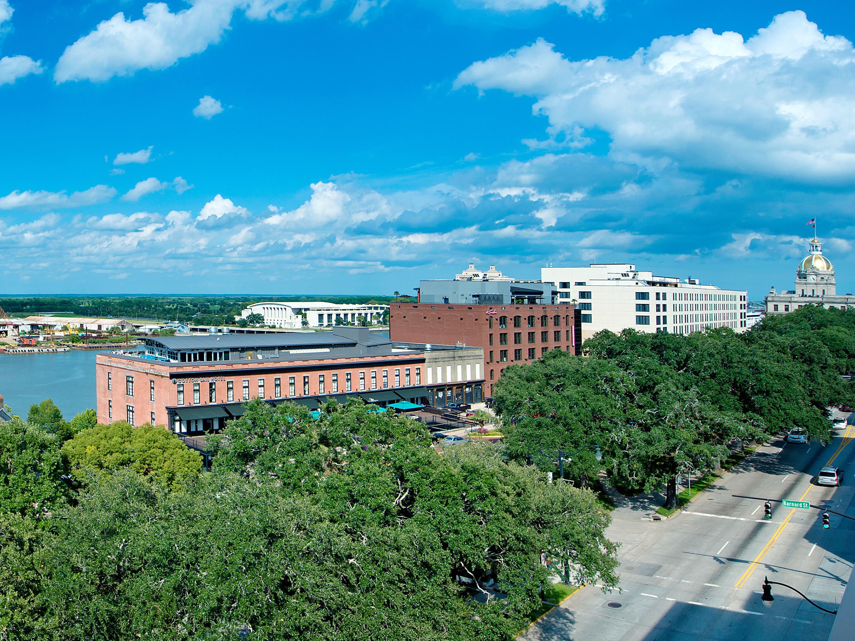 Prime Location in Savannah's Beautiful Historic District