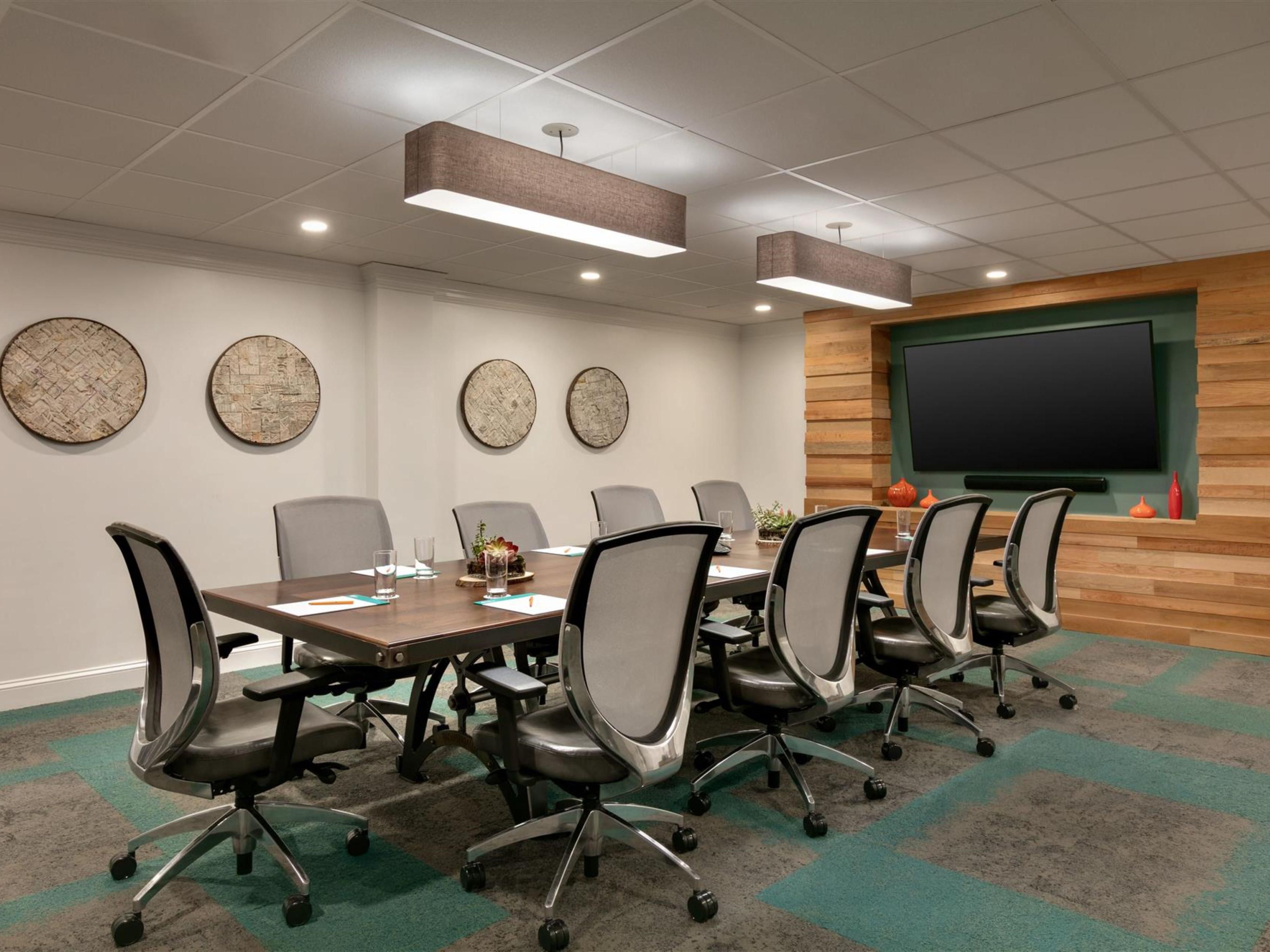 Meeting Room at Hotel Indigo Savannah Historic District