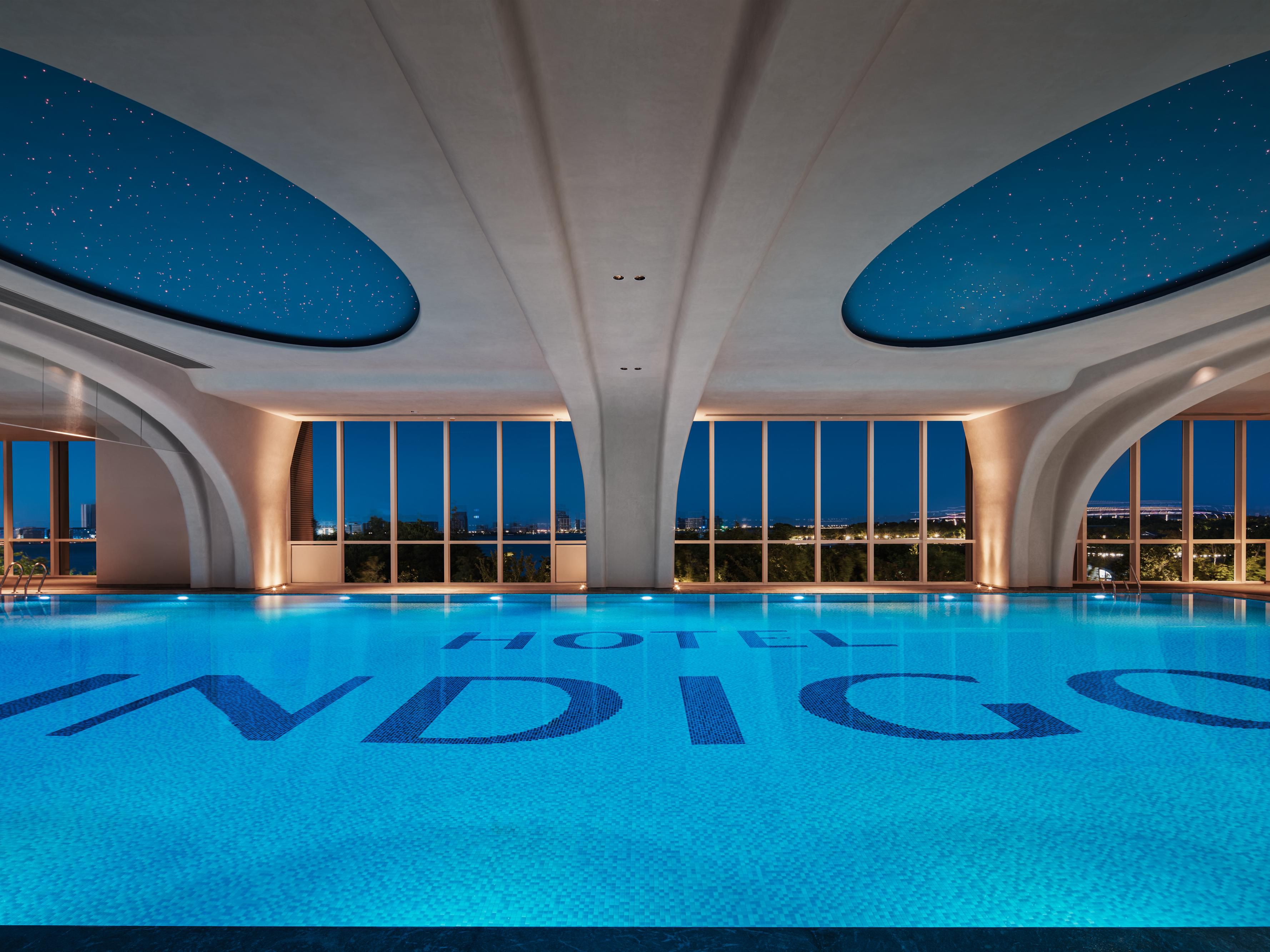 Swimming Pool with Lakeview