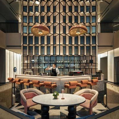 Bar and Lounge