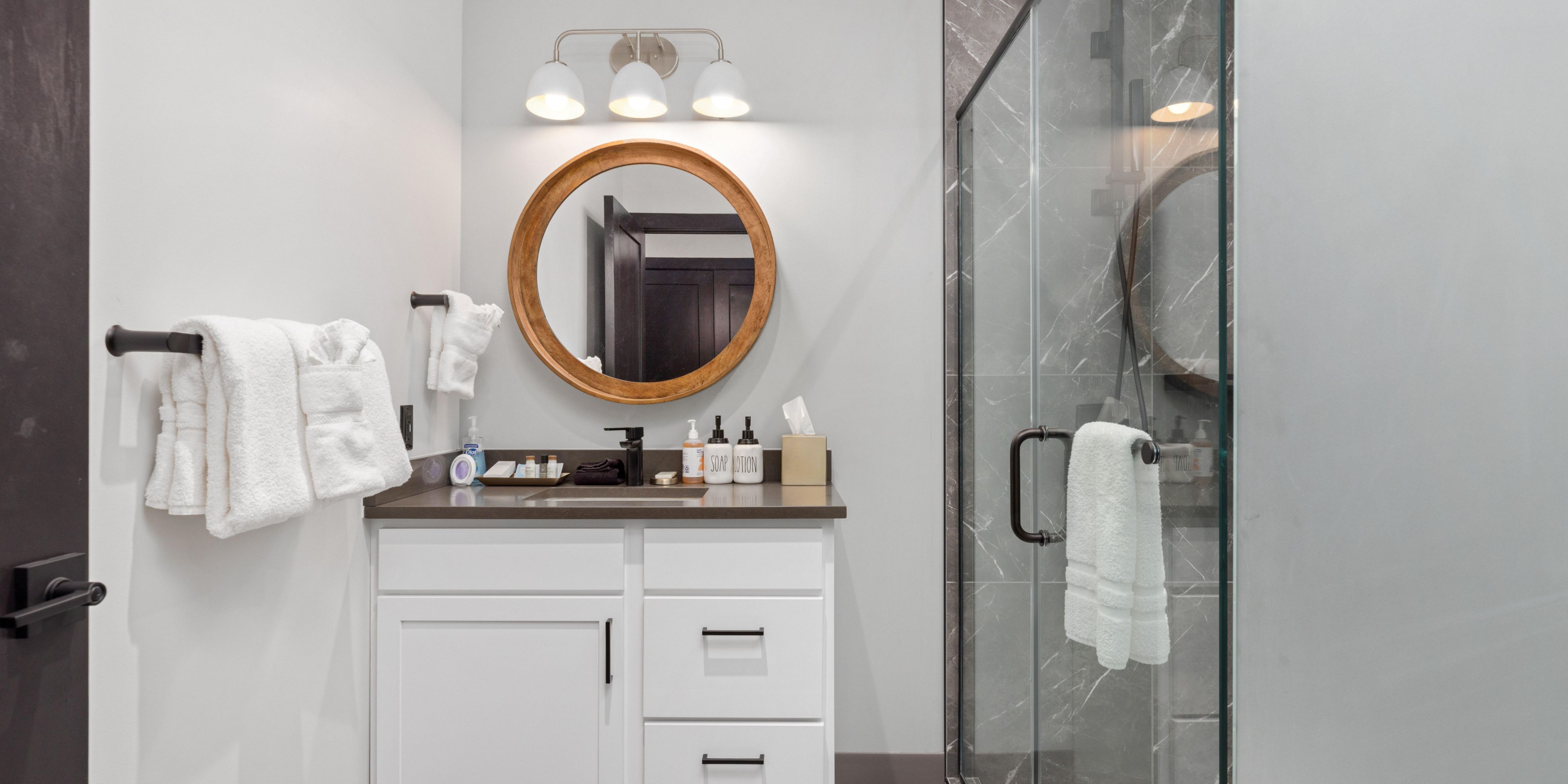 Suite Bathroom with Rain Shower near Breckenridge
