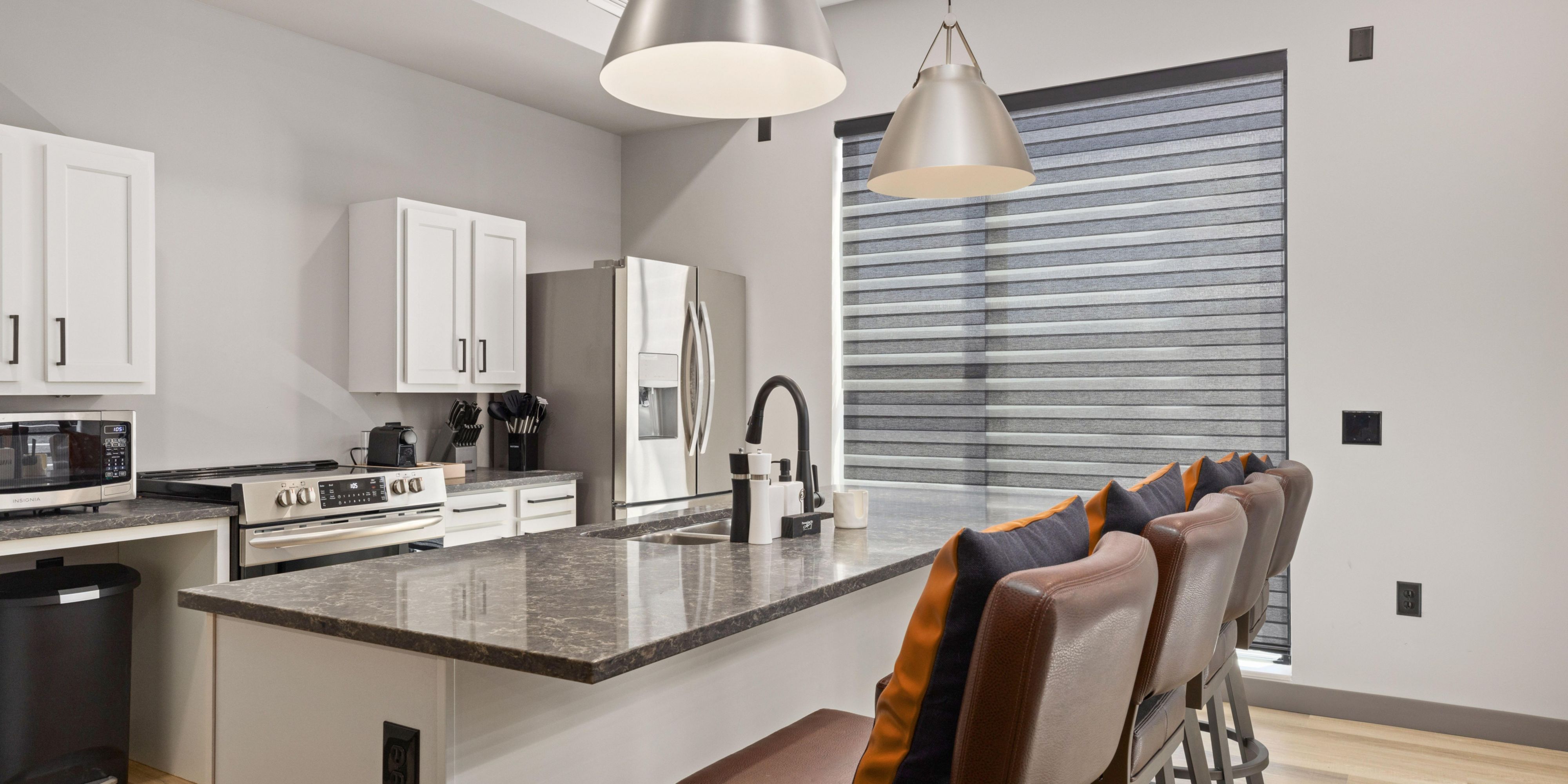 Full kitchen with bar near Copper Mountain