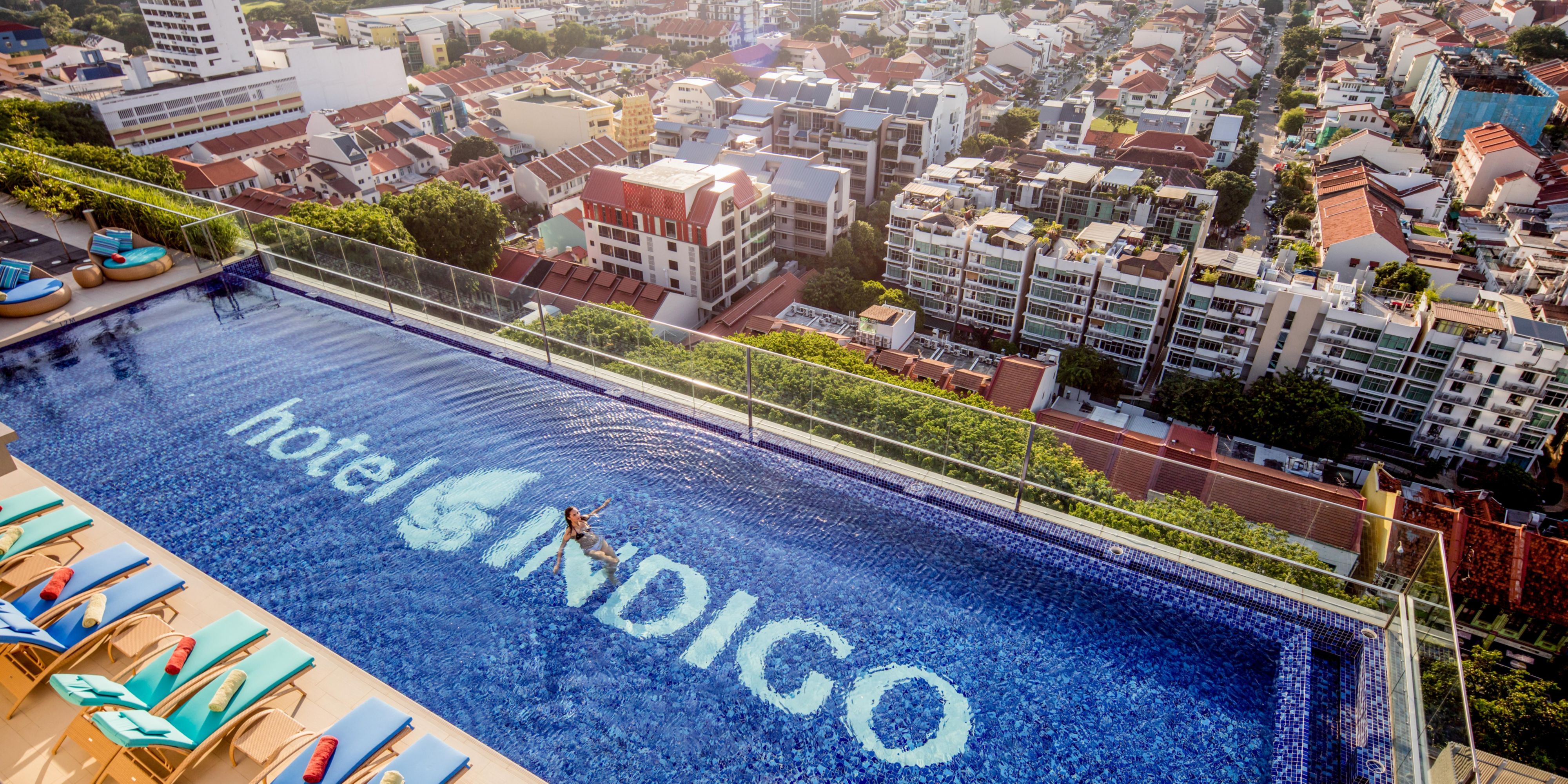 Rooftop 88 Savor & Splash