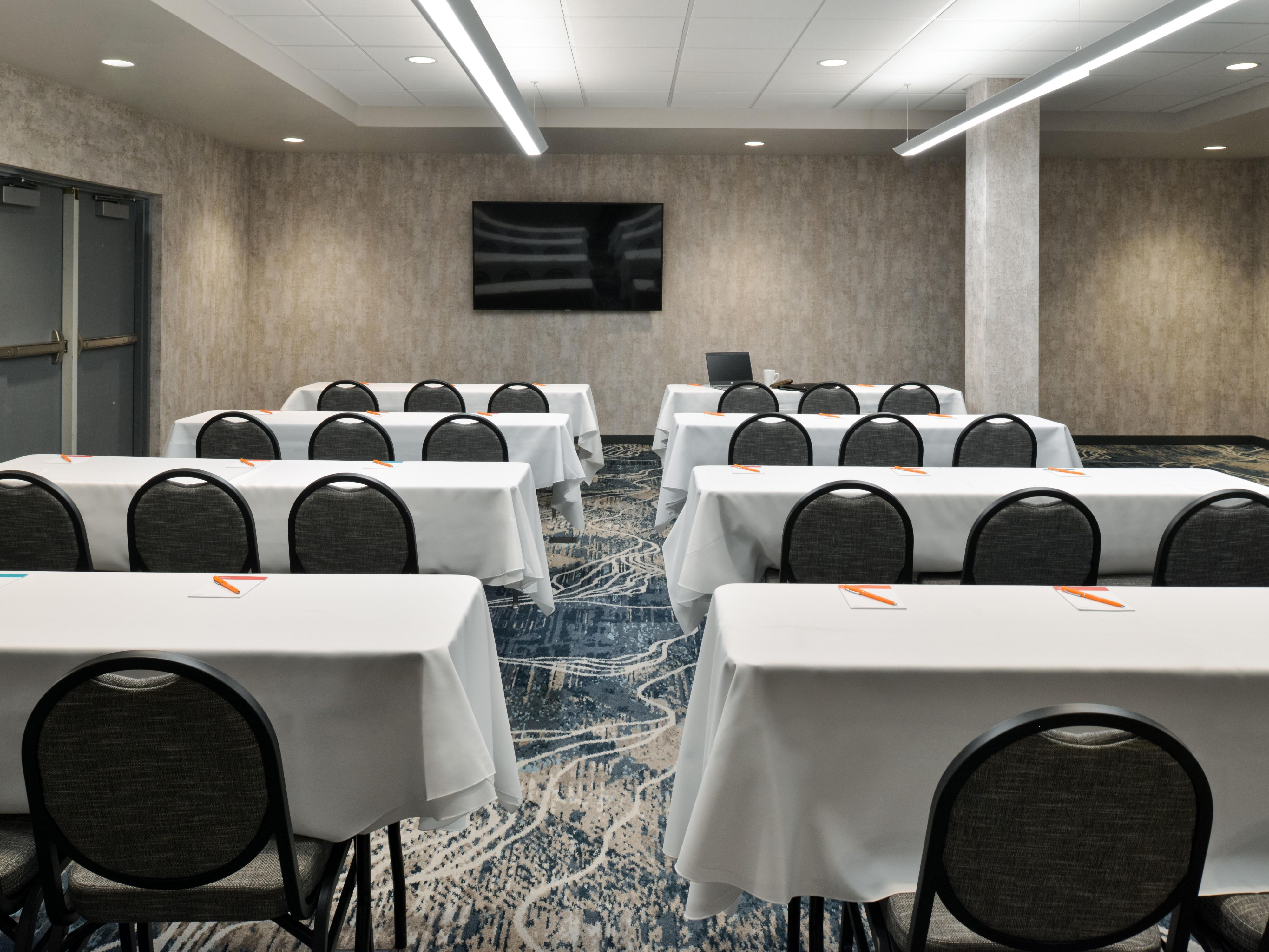 An ideal place for brainstorming, planning and important meetings.