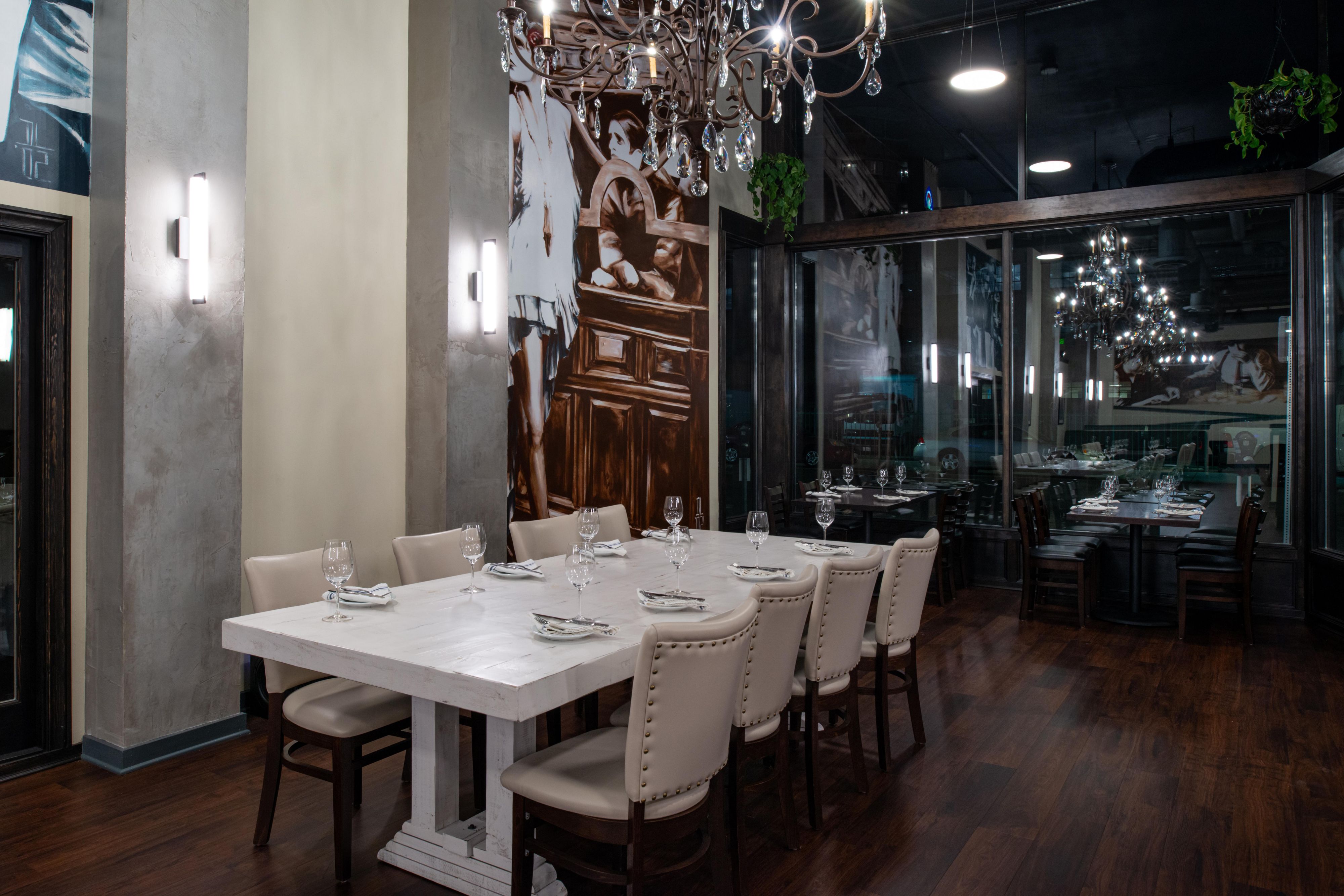 If you’re looking to hit the downtown dining scene with a group in tow, you might want to consider booking a private dining room. The Hotel Indigo Spokane offers a spacious area for your intimate gatherings. American menu with an extensive wine list that your guests will while being wined and dined. 