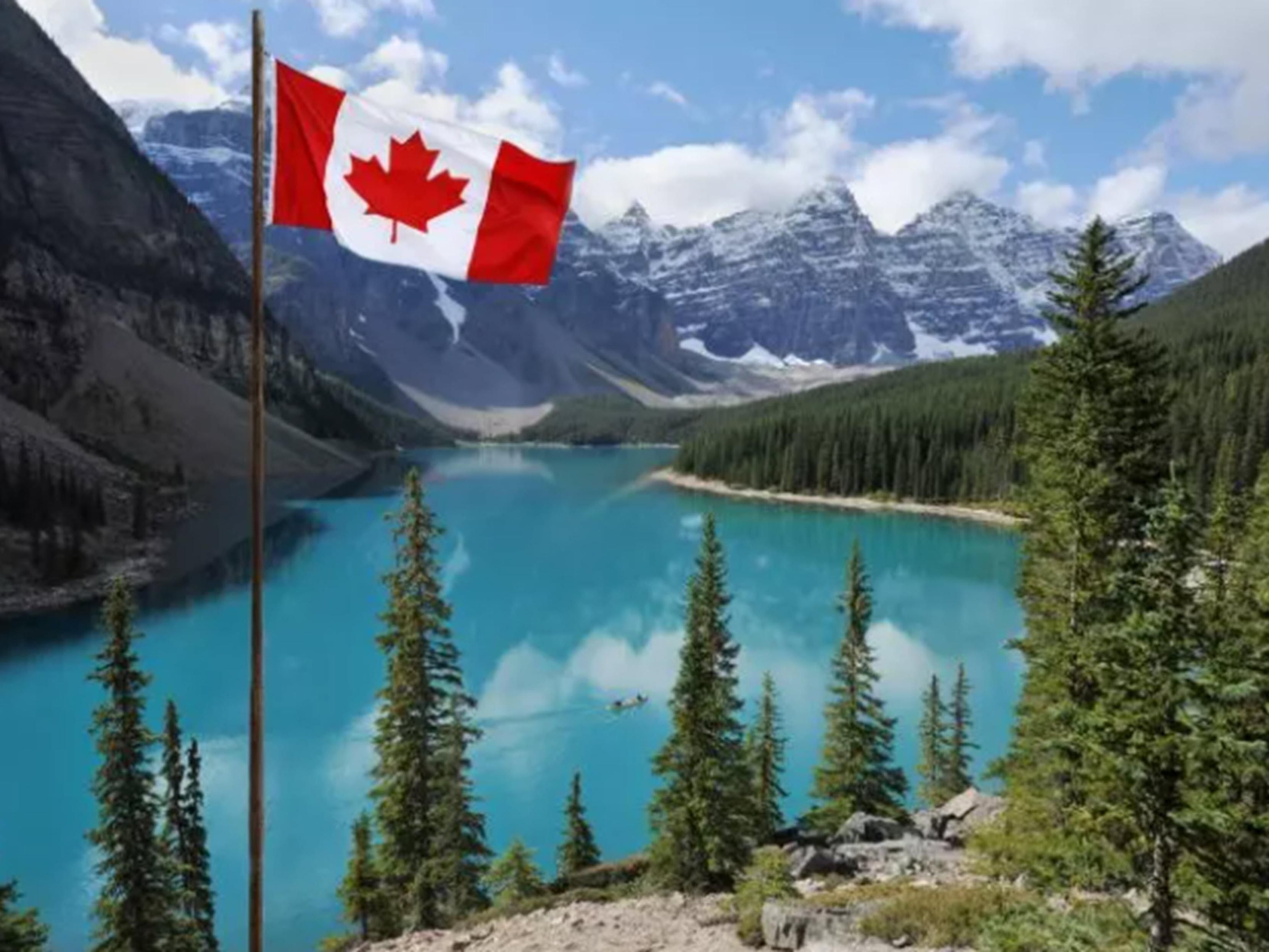 Explore every attraction and destination our country has to offer.