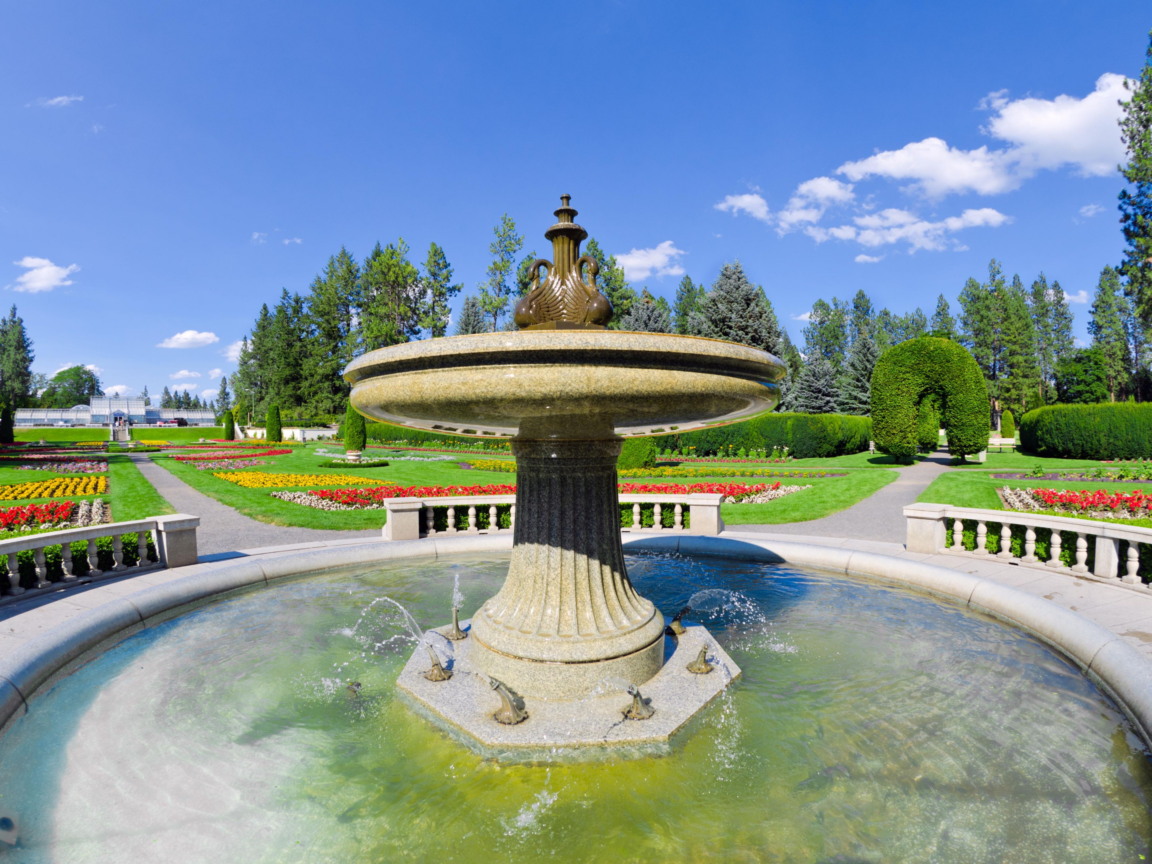 Visit the beautiful Manito Park in Spokane!