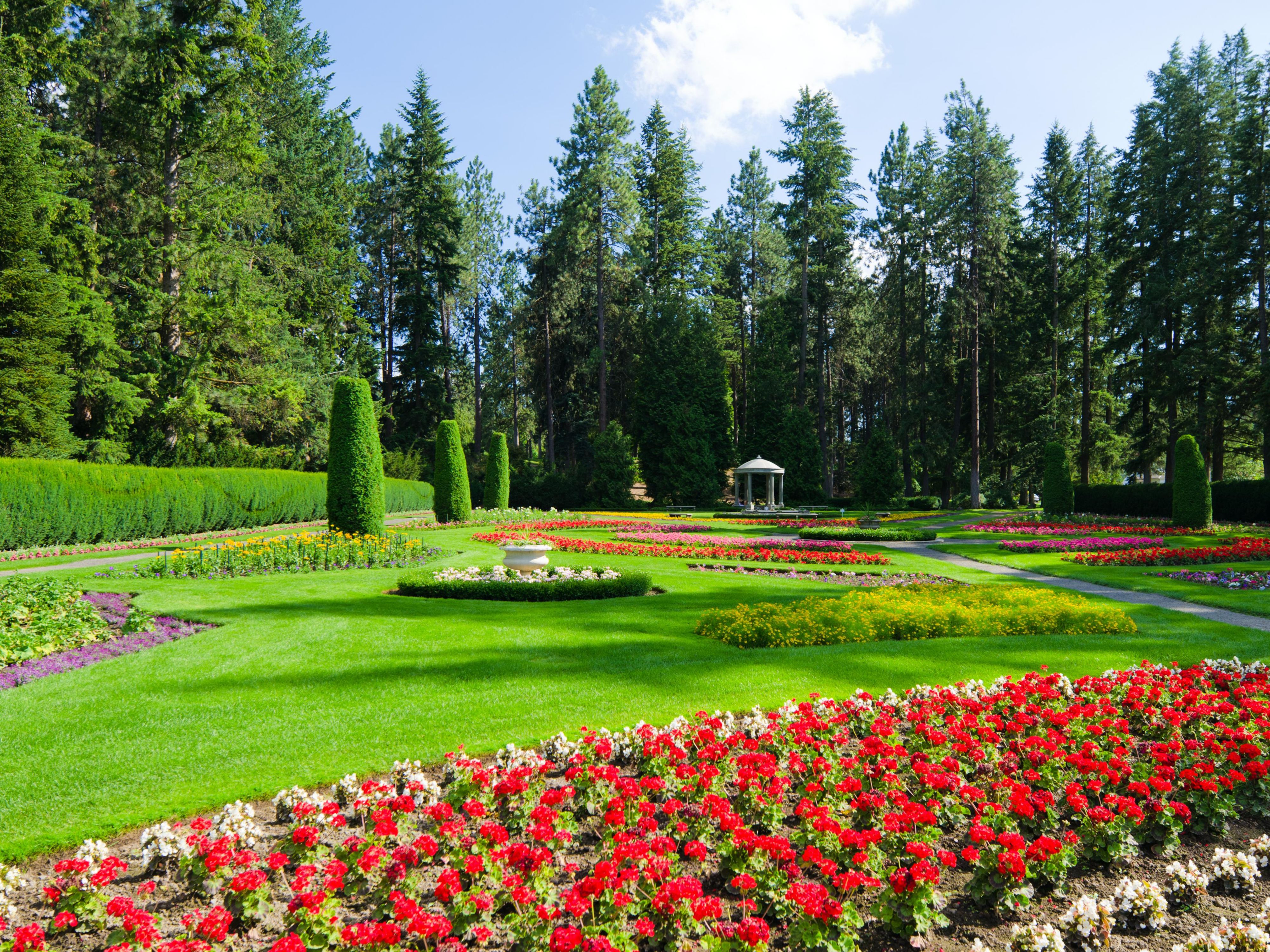 The gorgeous Duncan Garden at Manito Park in Spokane