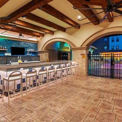 Crudo's outdoor bar is the perfect stop to get an evening cocktail