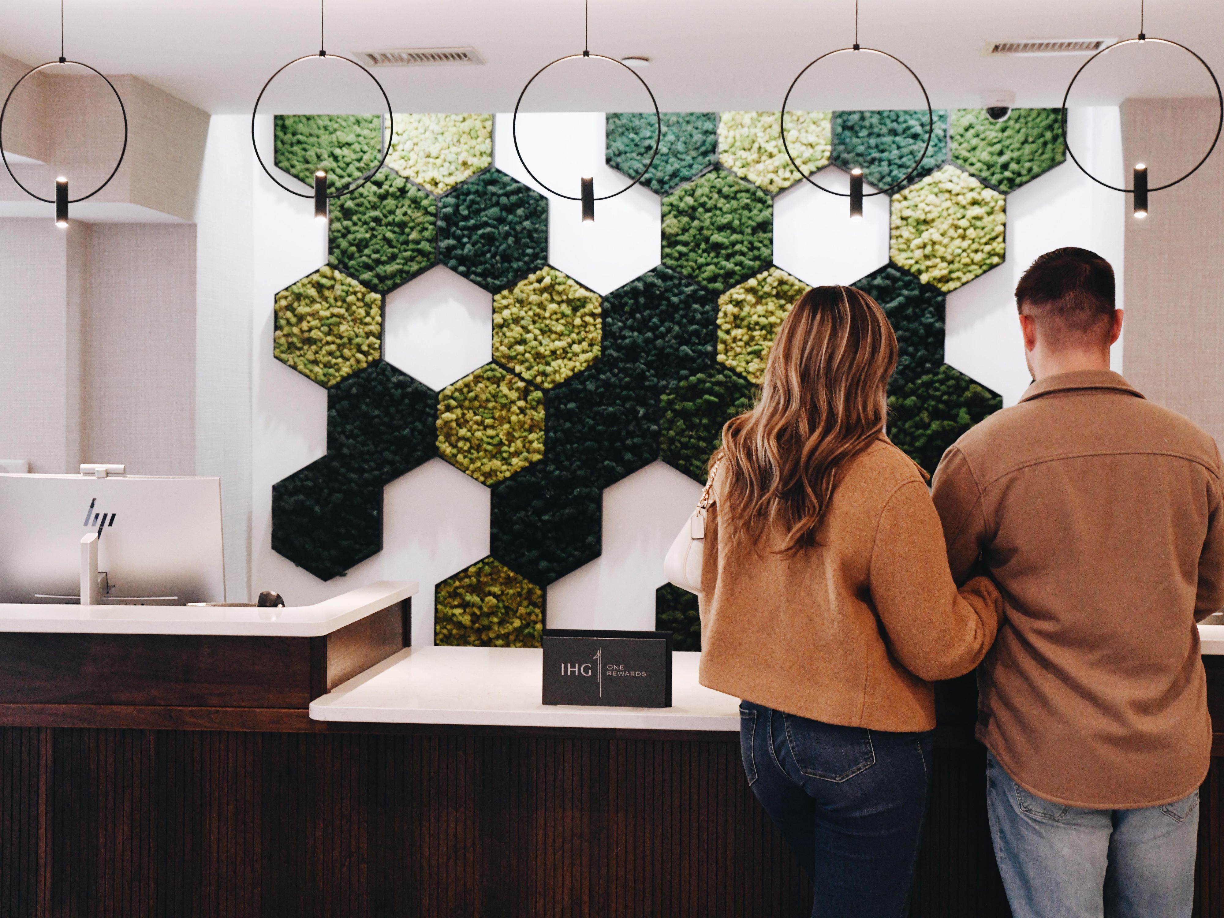 Front Desk Arrival 