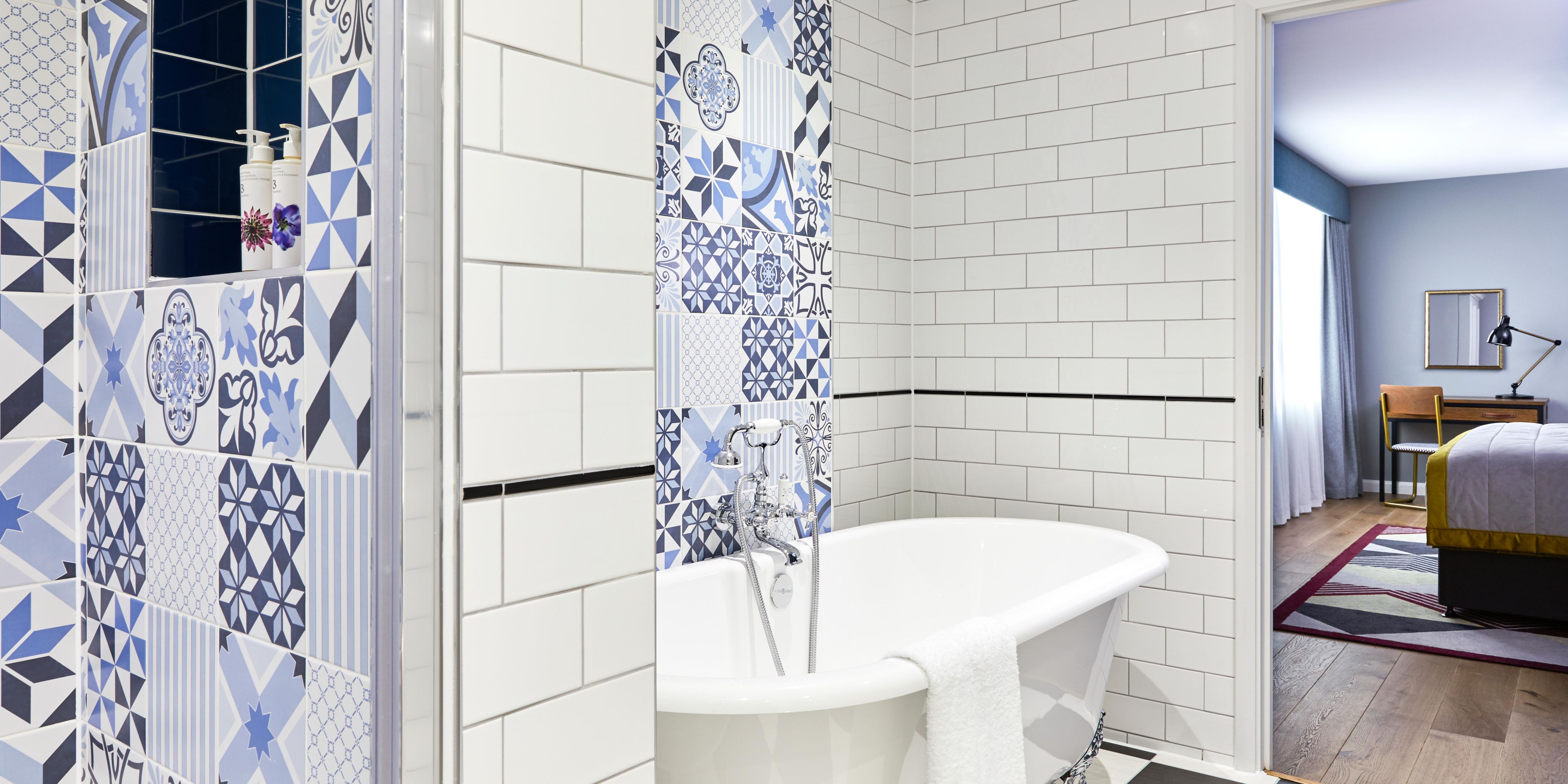 King Premium Contemporary Design Bathroom