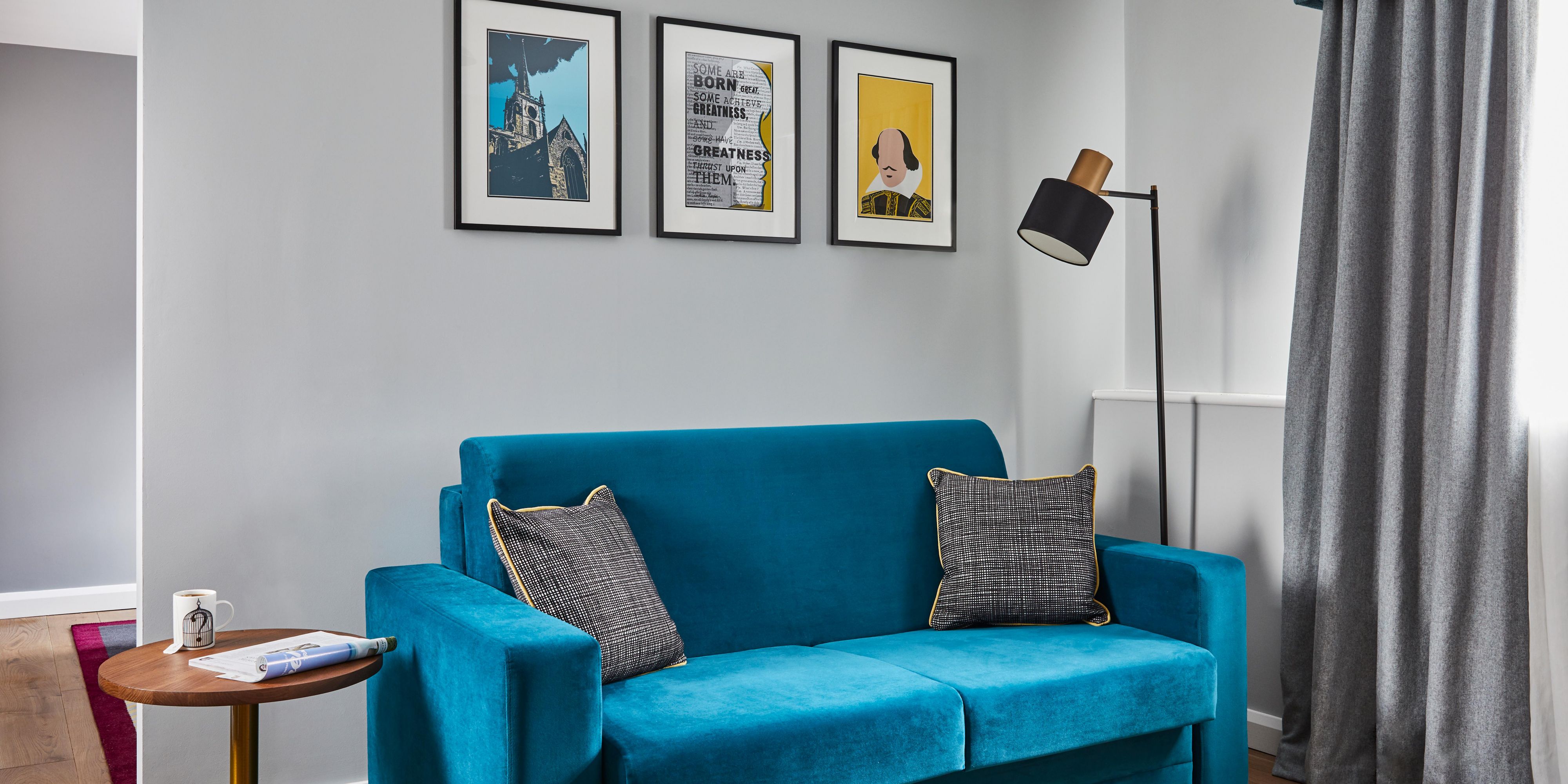 Contemporary Design King Suite Living Room