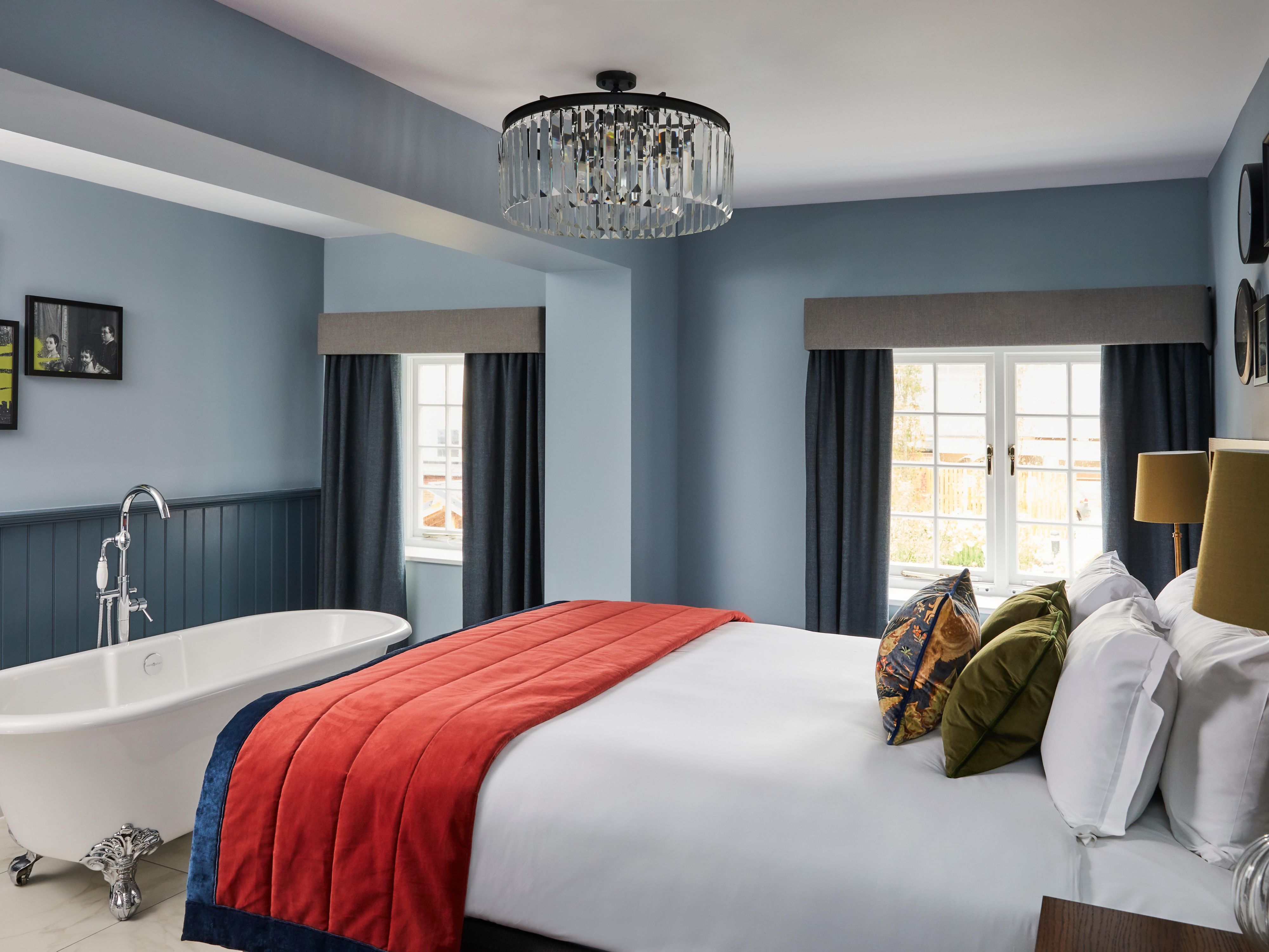 Georgian Design King Suite Bedroom