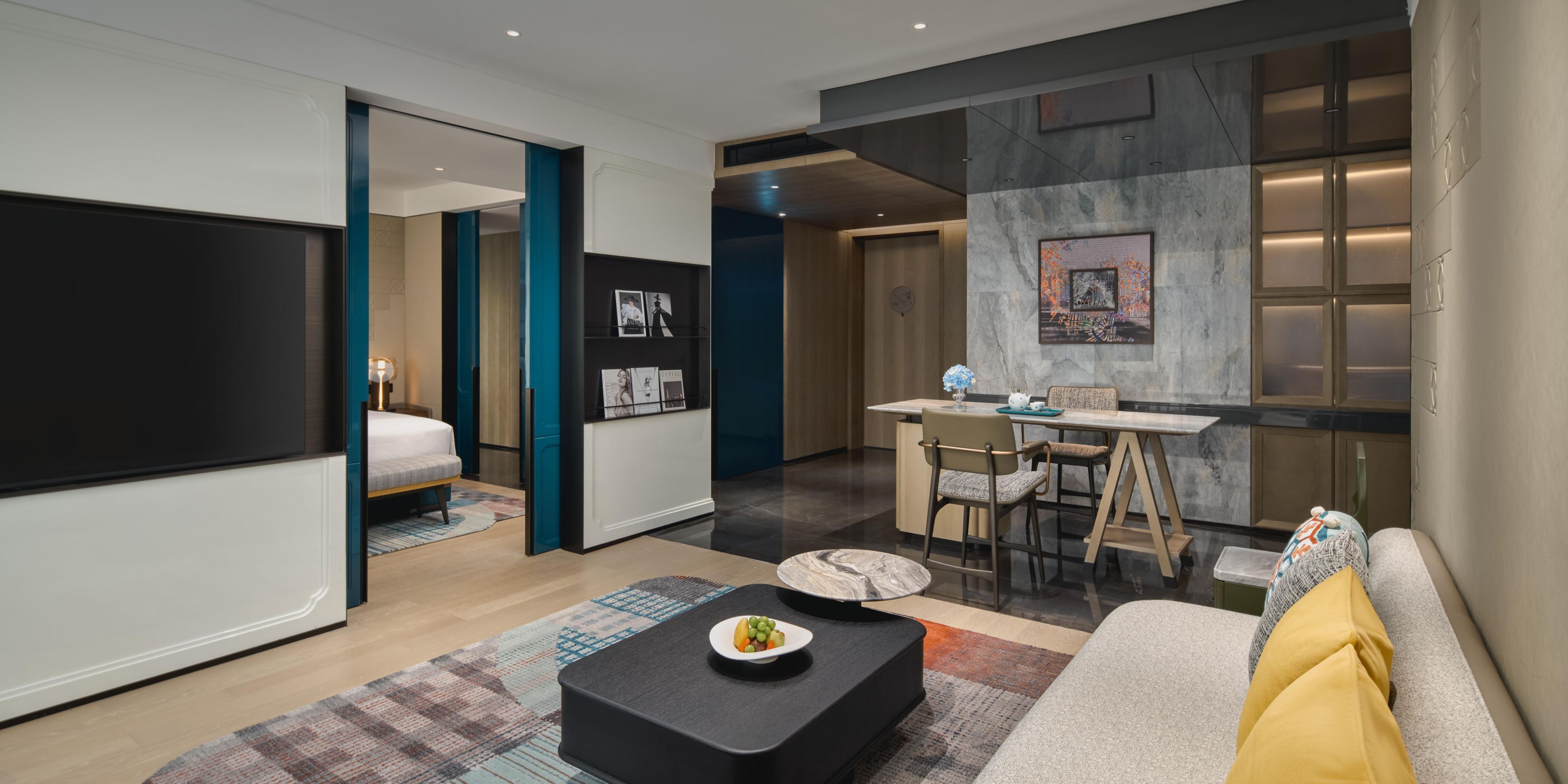 1 King Bed 1 Bdrm Suite