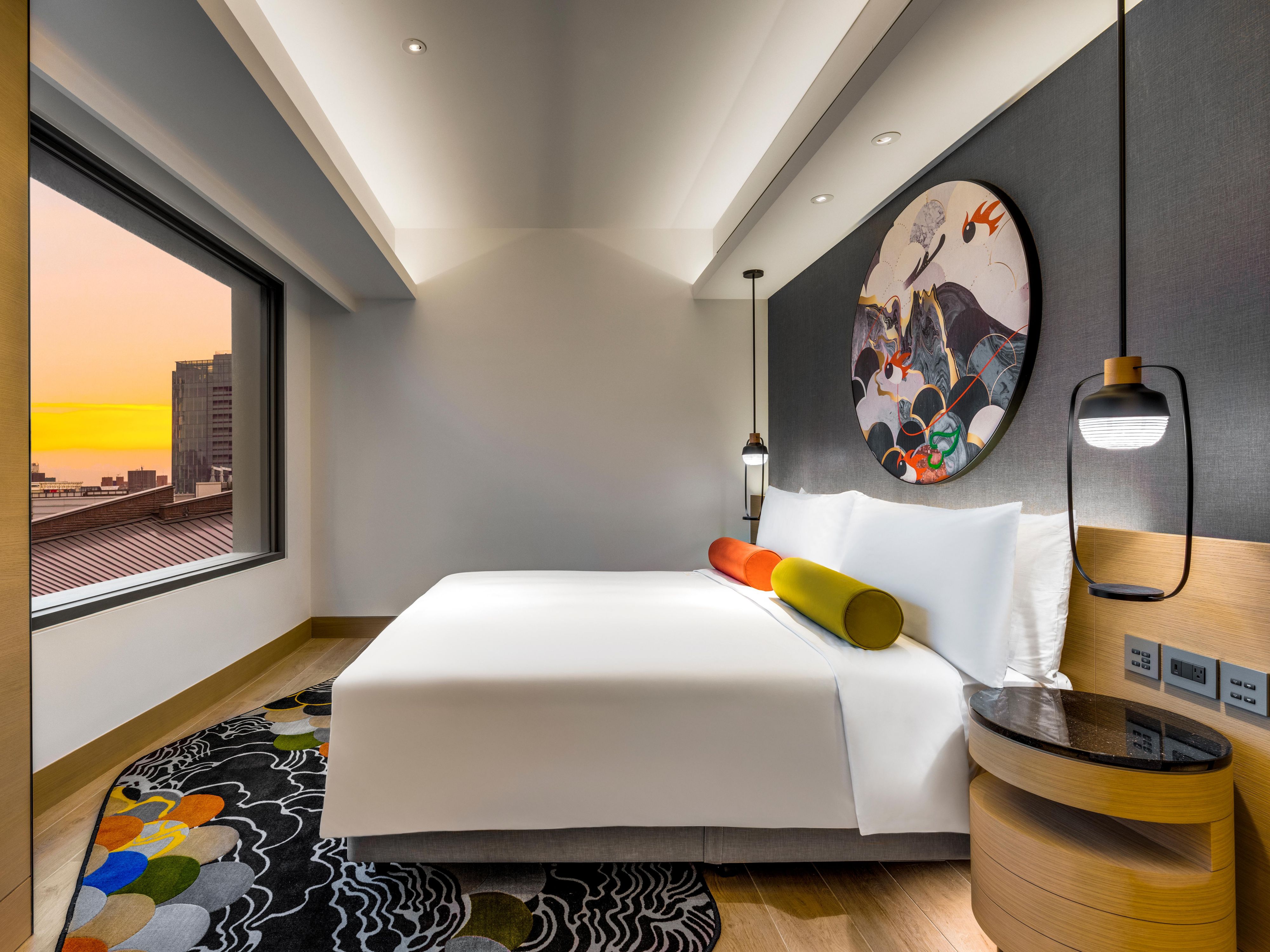 1 King Bed Junior Suite