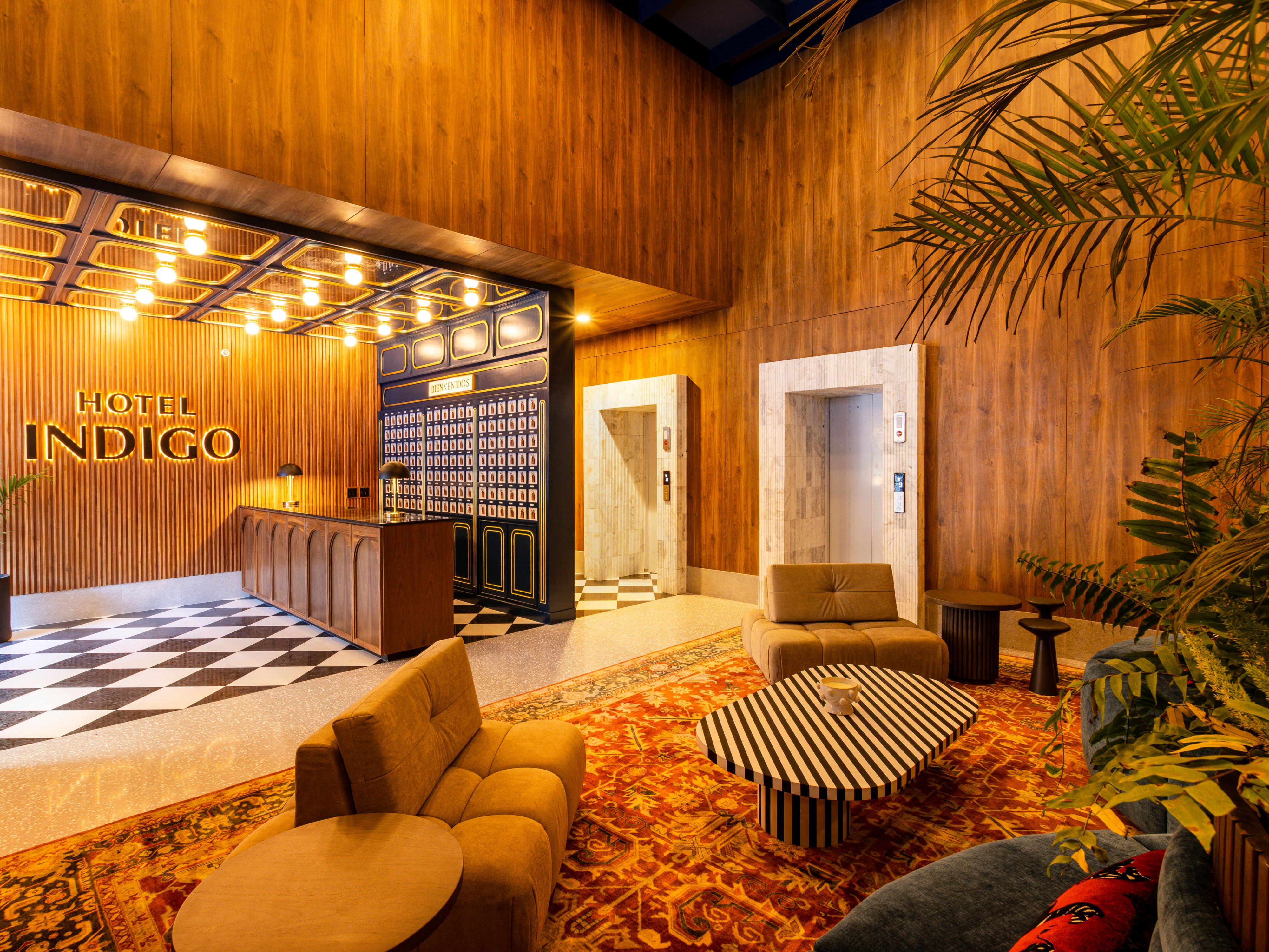 Hotel Lobby