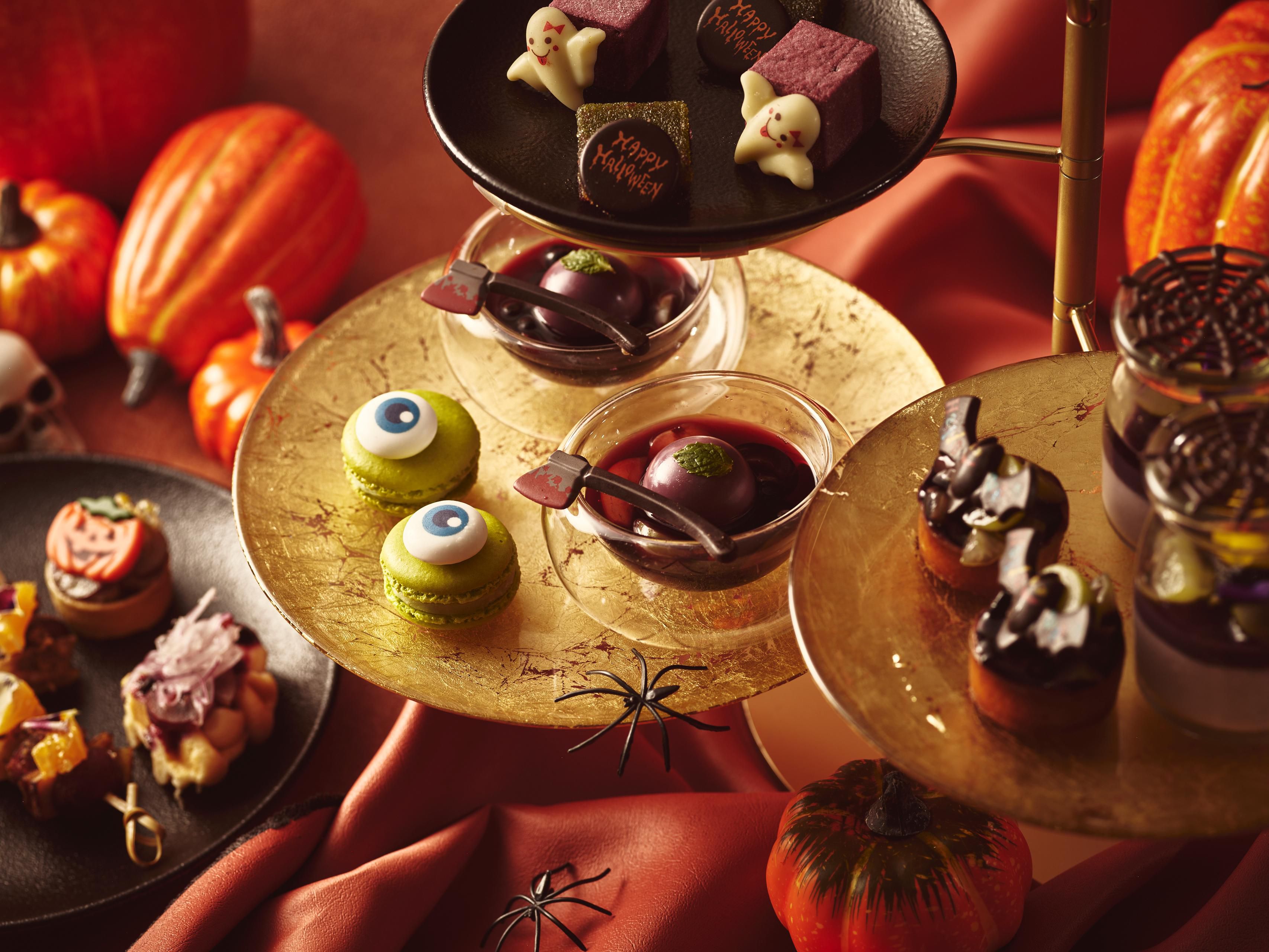 Grape Sweets, Halloween Style at Gallery 11. Shibuya