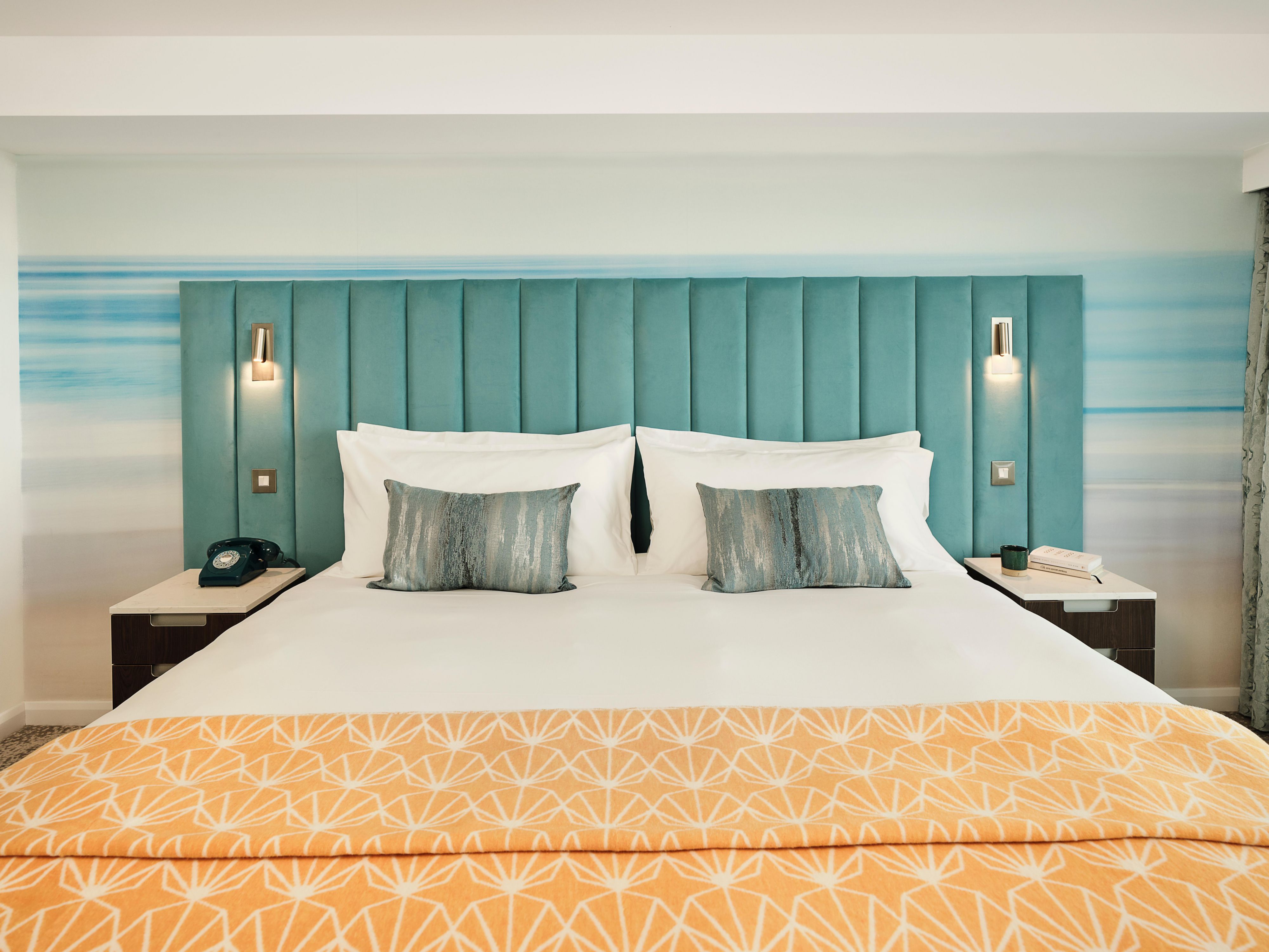 Wake up to breathtaking sea views at our waterfront hotel. 