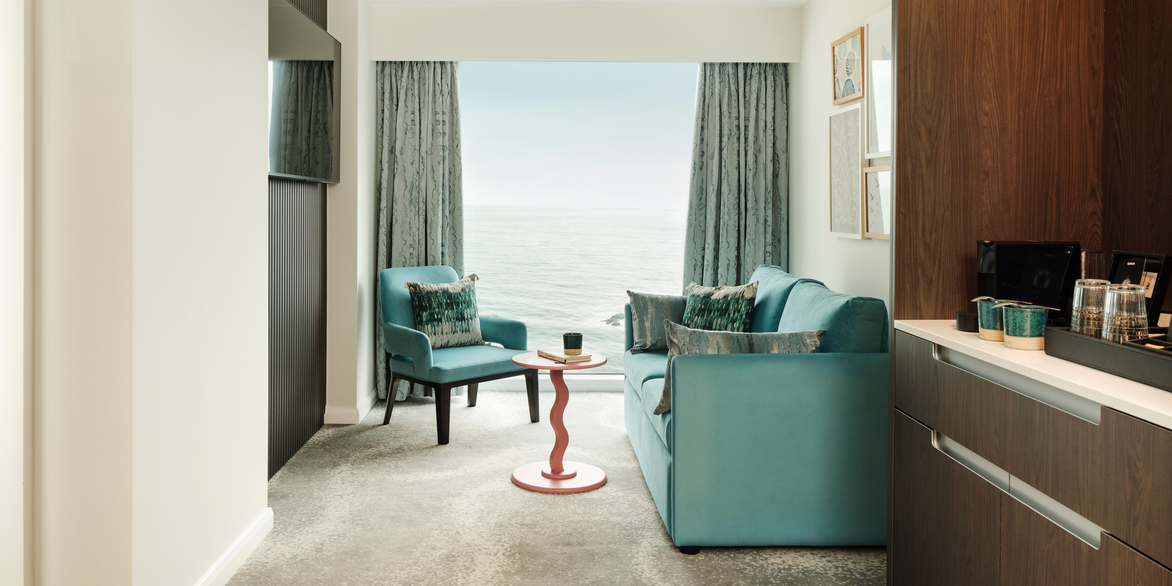 Enjoy quality time with your family at Hotel Indigo Torquay.
