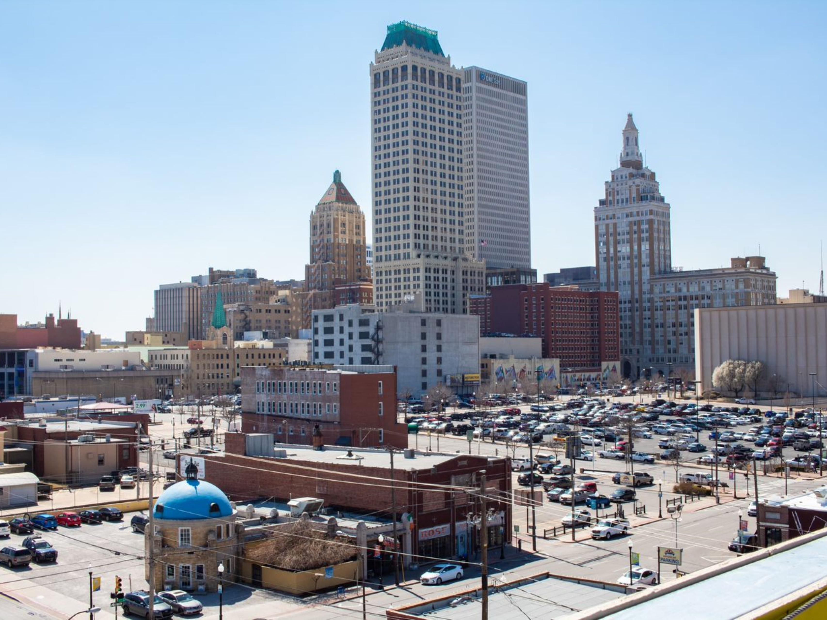 Located just blocks from Tulsa's Performing Arts Center, Hotel Indigo Tulsa Downtown is the perfect location to stay when you see a show.

Enjoy dinner at Prospect Local Bar and Kitchen before the show, and finish up at Roof Sixty Six Rooftop Bar afterwards! 

Stay the night with our Night at the Theater package! Call the hotel to book your stay.