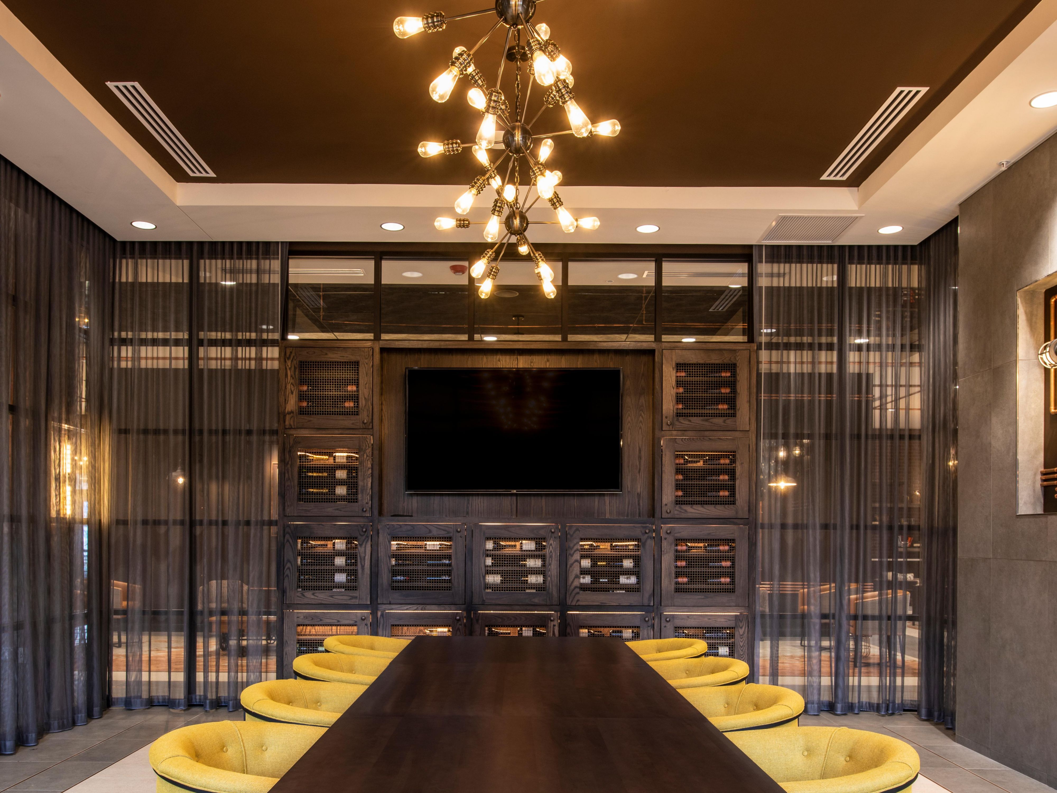 For a unique experience without a lot of hassle, book Barley for your gathering - be it corporate or social.

Barley has a 75" HDMI compatible screen and can be set up with podium, conference phone, or flip chart.

Chose from our catering menus or guests can order off the Prospect Local Bar & Kitchen menu for breakfast, lunch, or dinner!