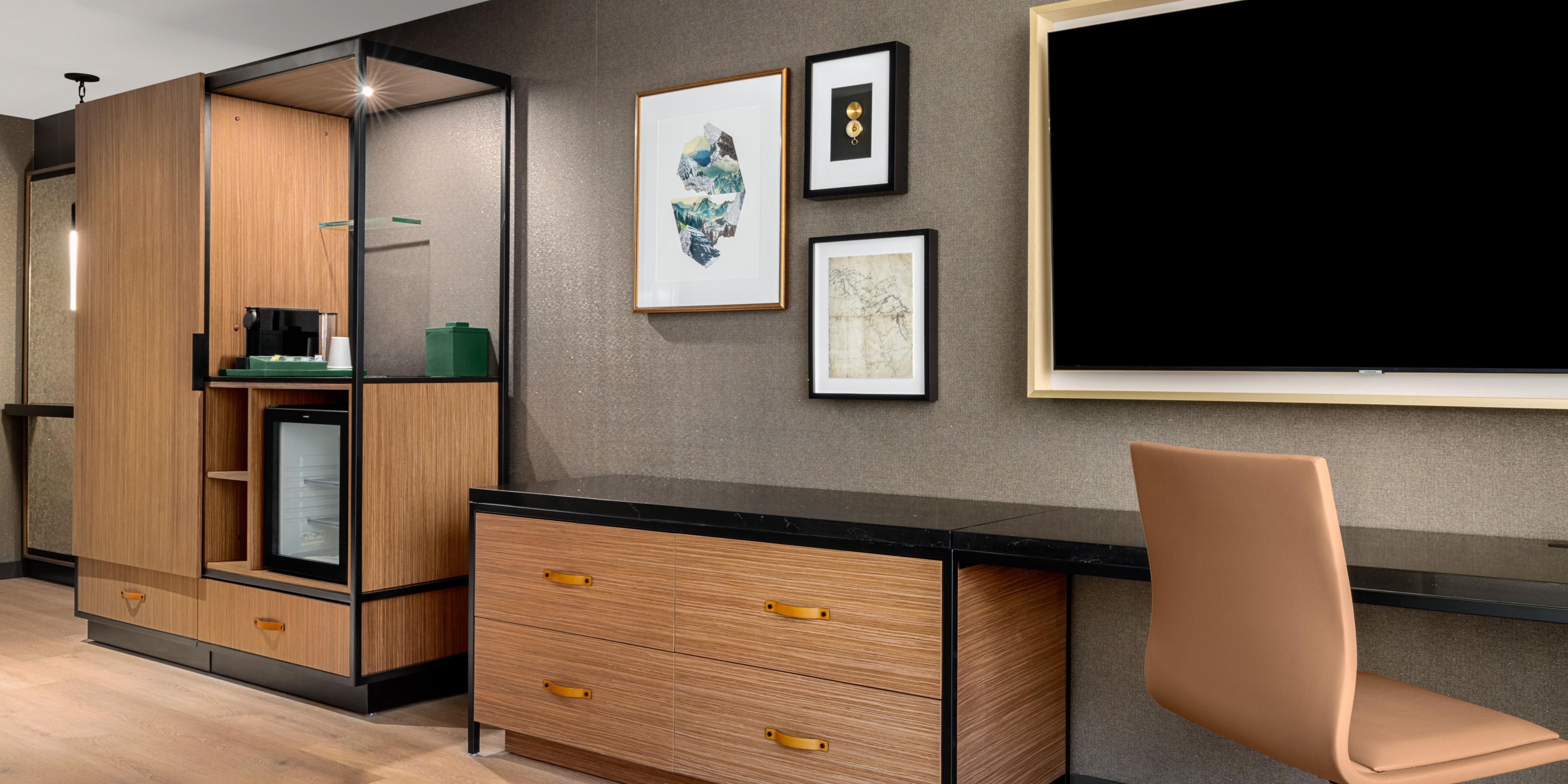 Experience convenience and comfort in our king bed guest room.