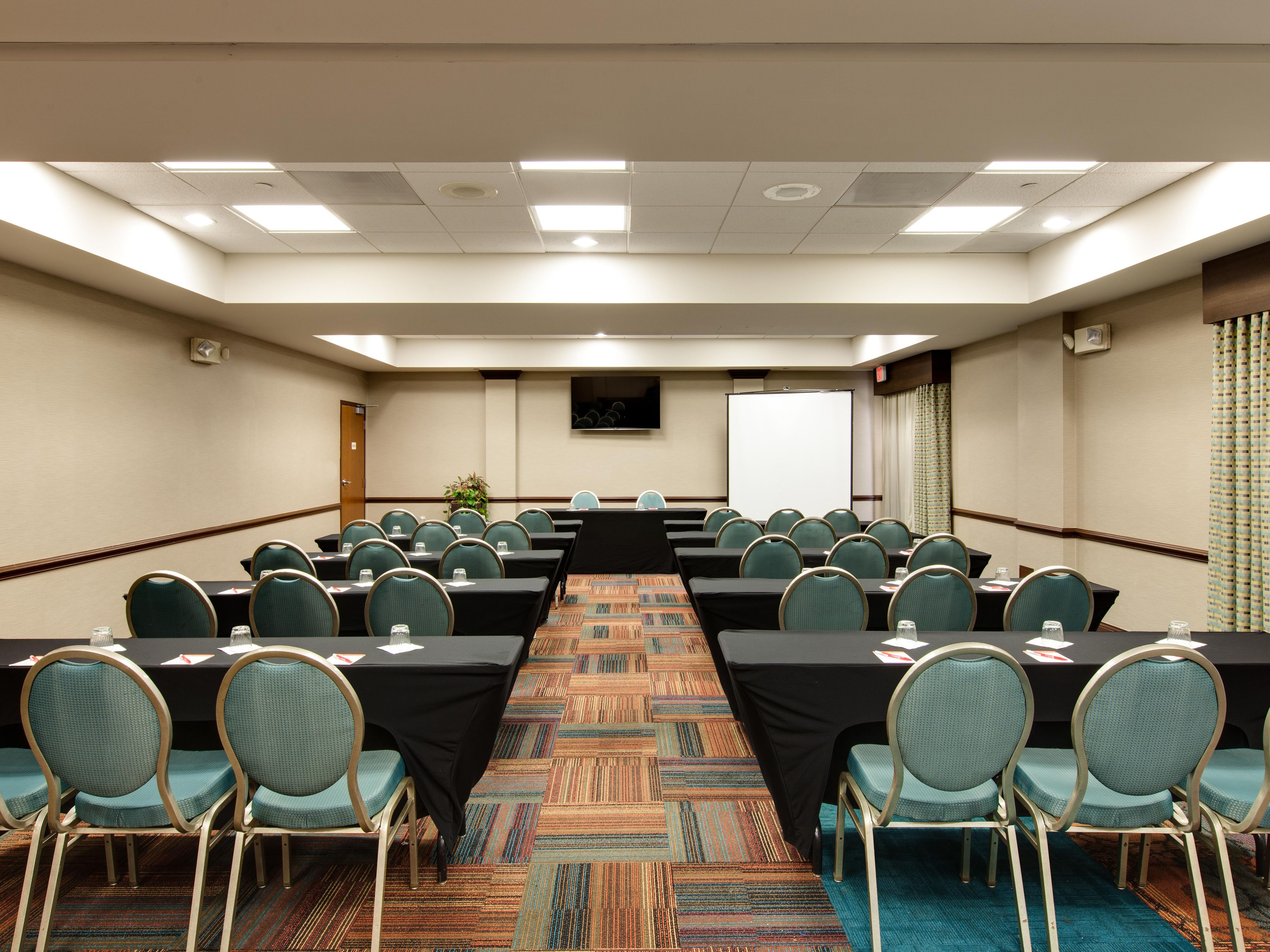 Inspire your clients with up to 1100 square feet of flexible meeting space, which can accommodate up to 60 people with free high-speed, wireless Internet access. Audio/visual equipment is also available to meet your needs.