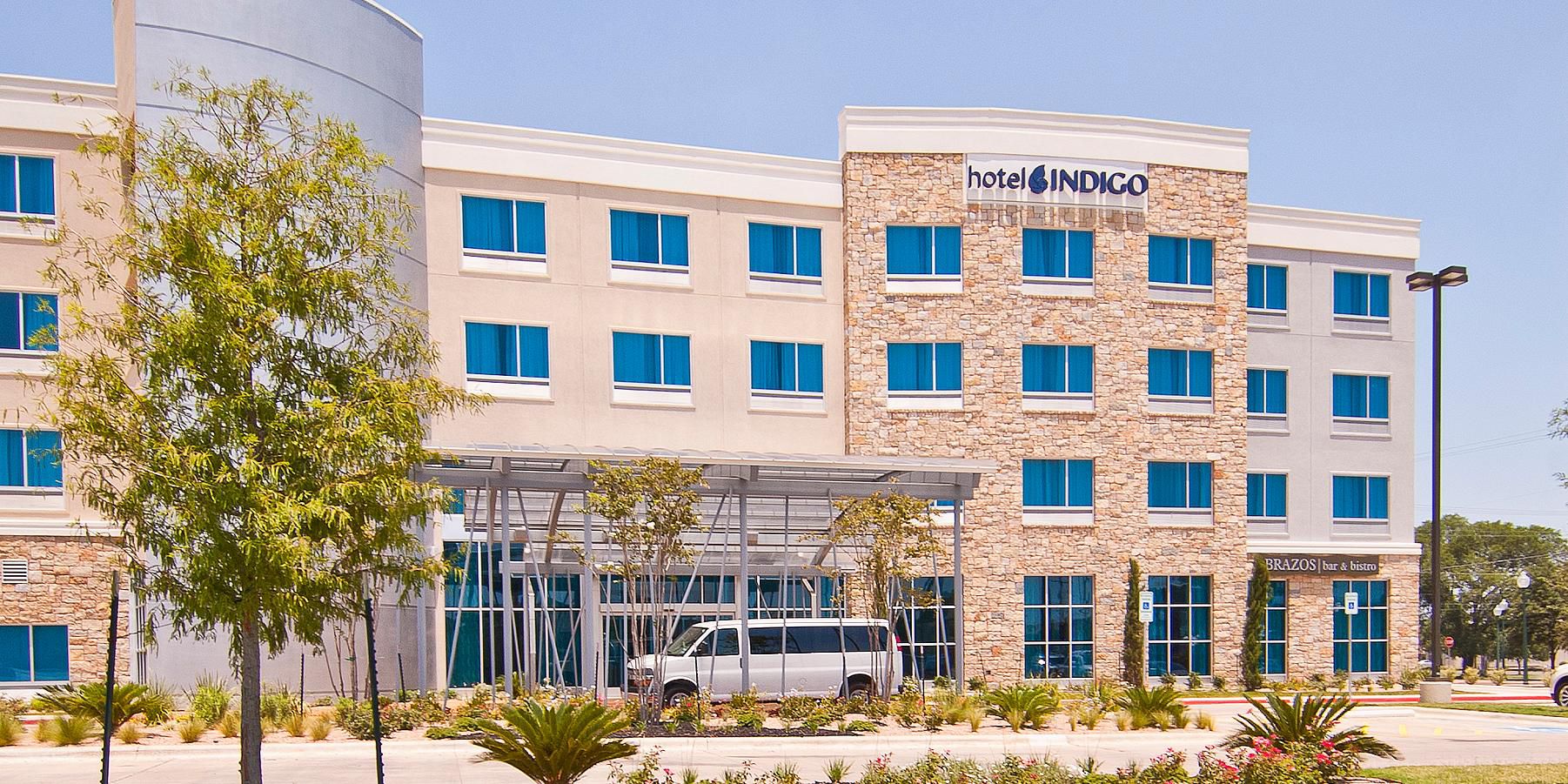 Hotel Indigo Waco Baylor Map & Driving Directions