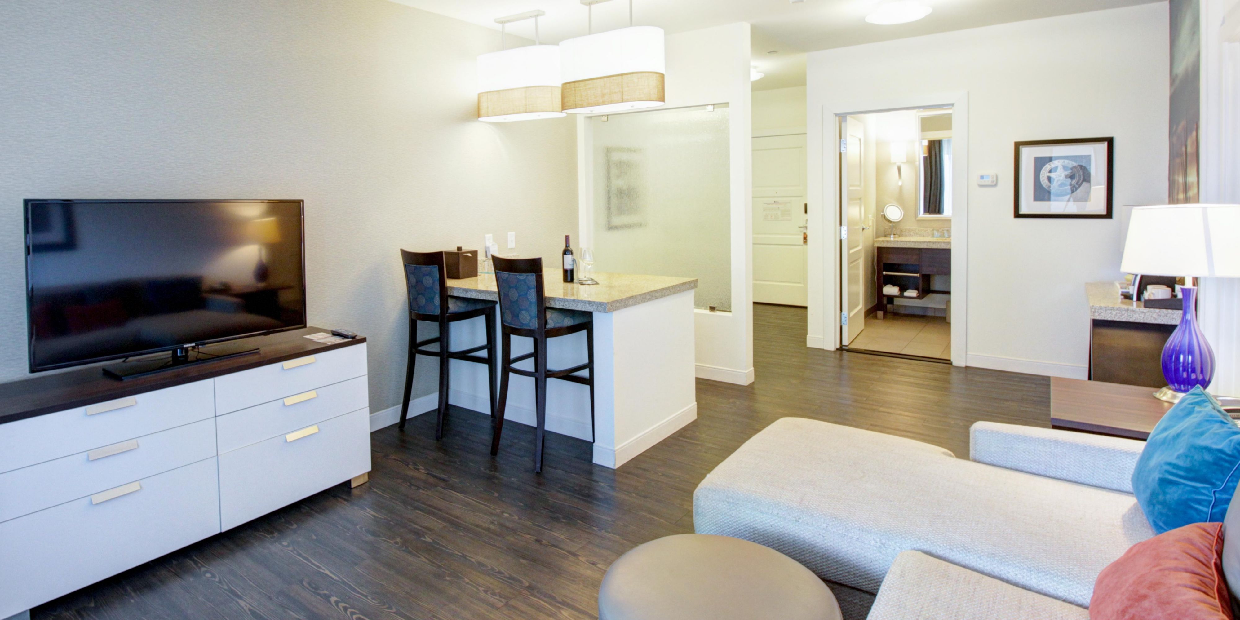 Spacious Parlor Suite has over 650 sq. ft of room!