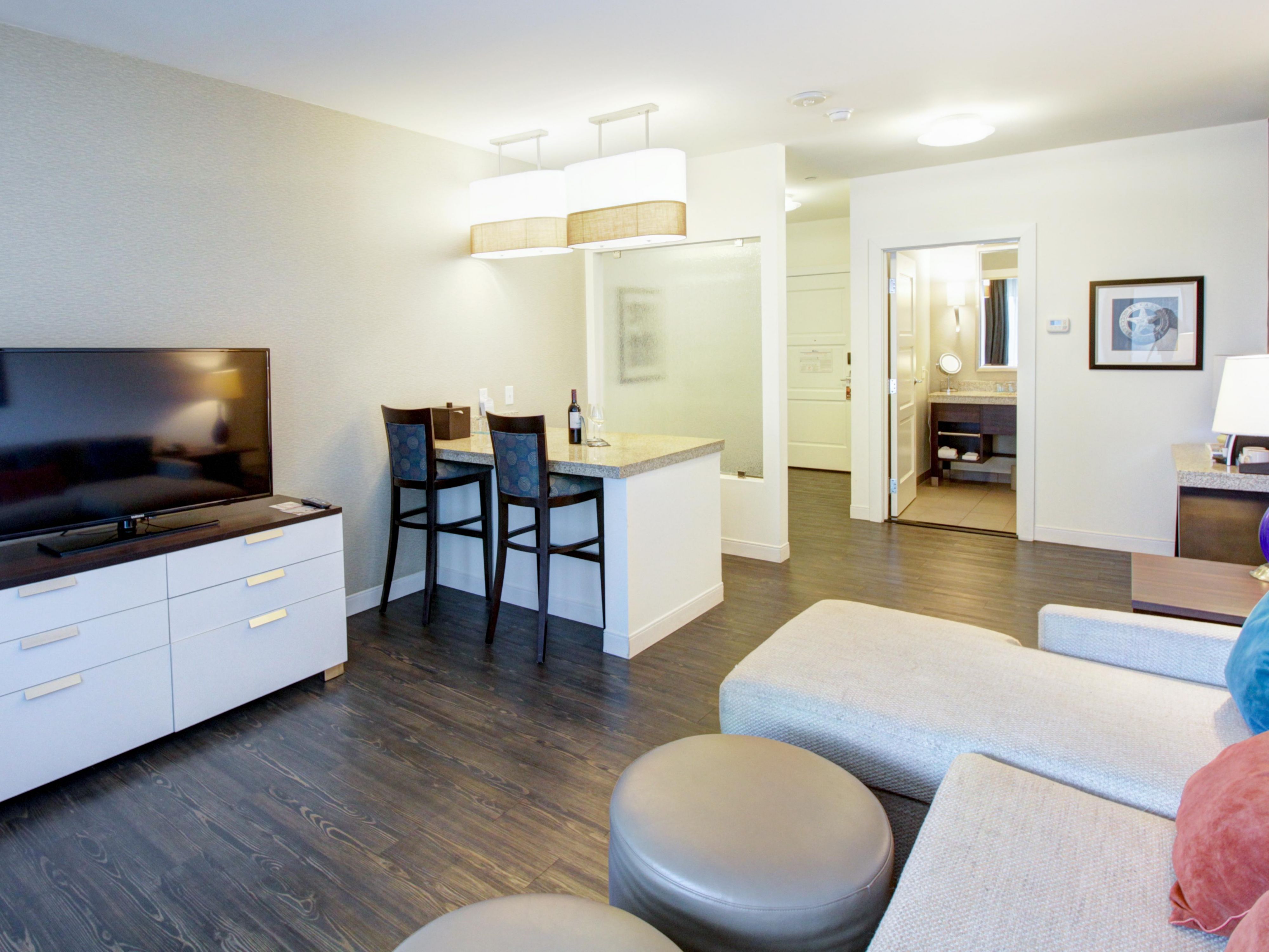 Spacious Parlor Suite has over 650 sq. ft of room!