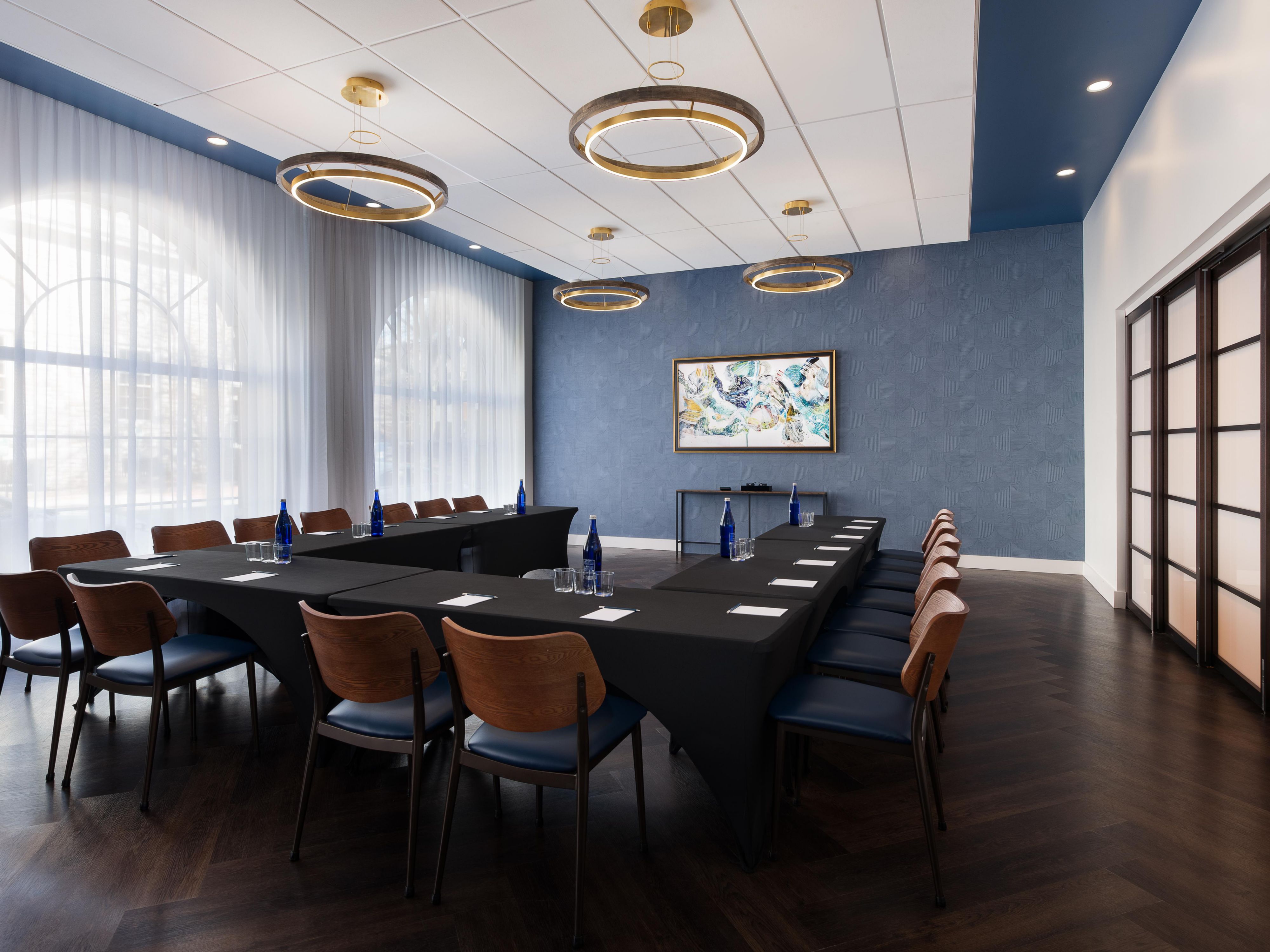 Eagle meeting room set in a U-shape style.