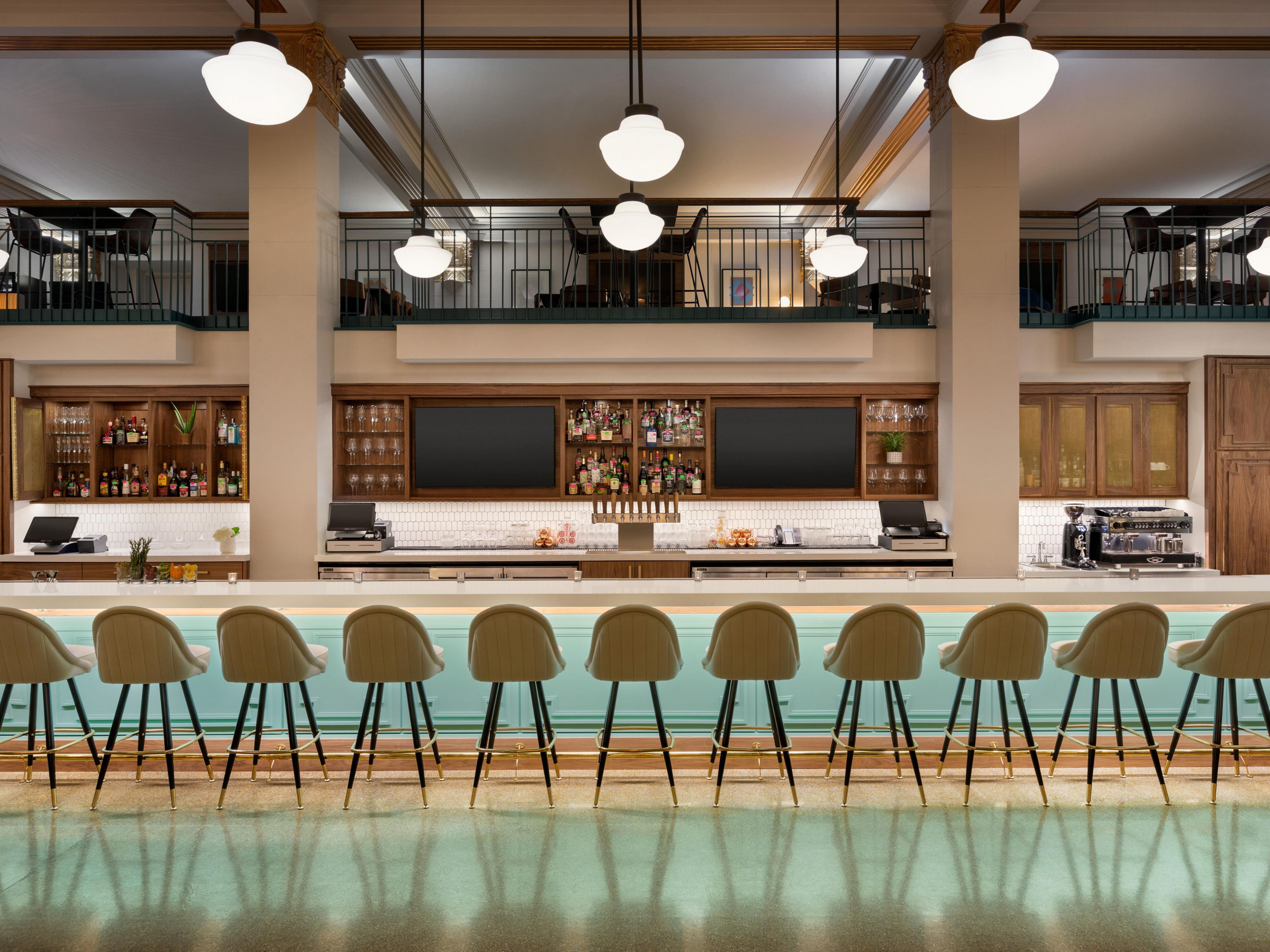 Bar and Lounge