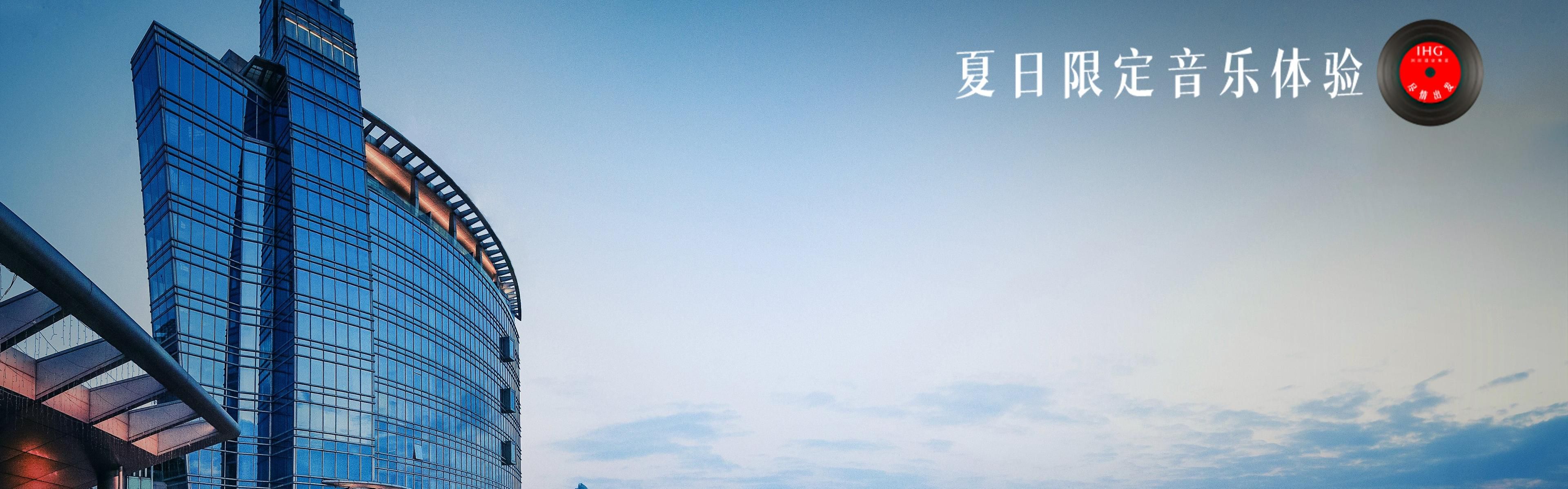 $hotelInfo.mediaDetails.welcomePhotos.primaryPhoto.caption}