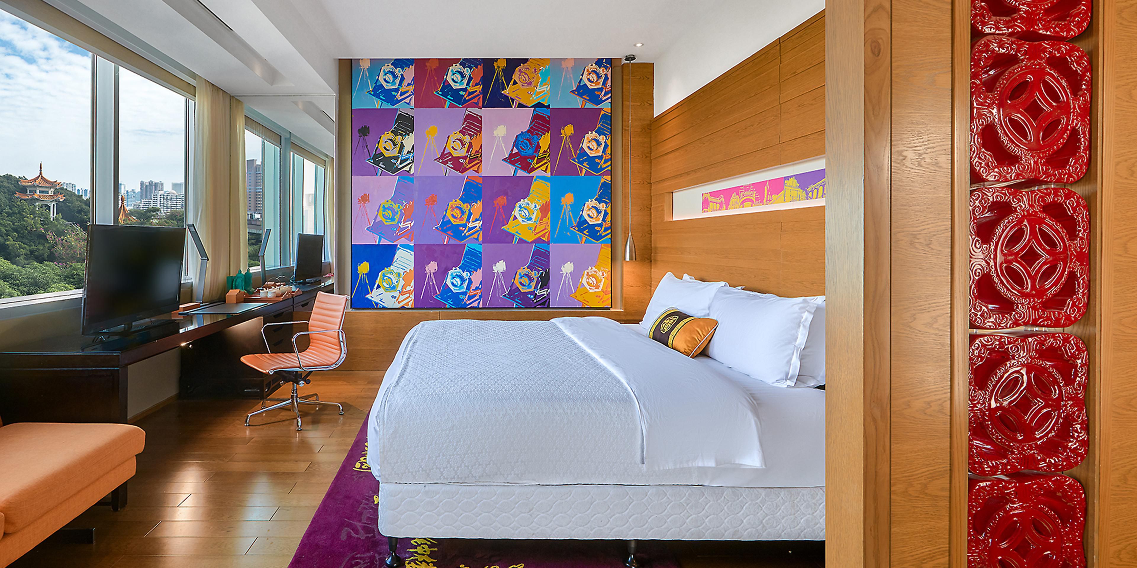 1 King Bed Premium City View