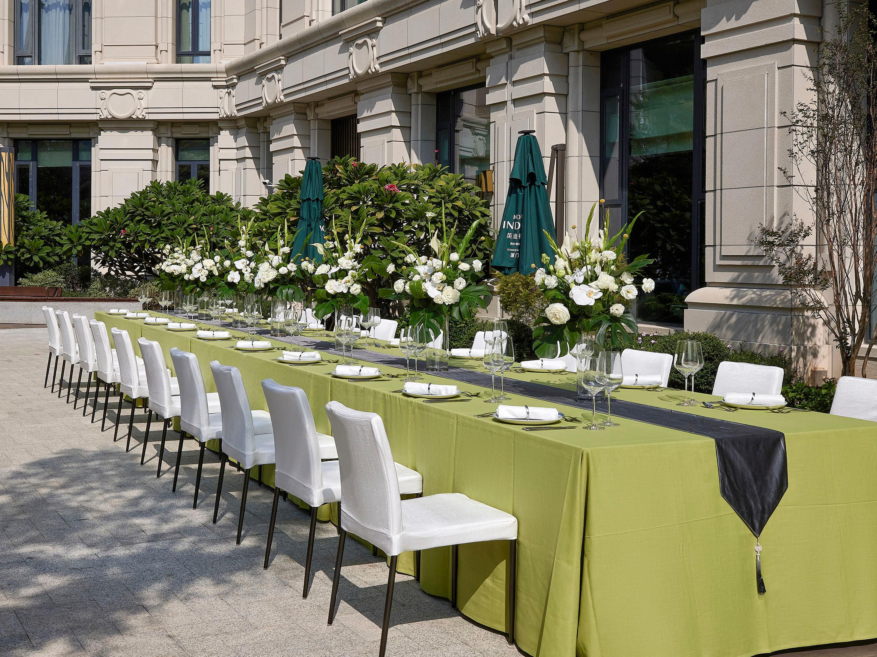 Long Table