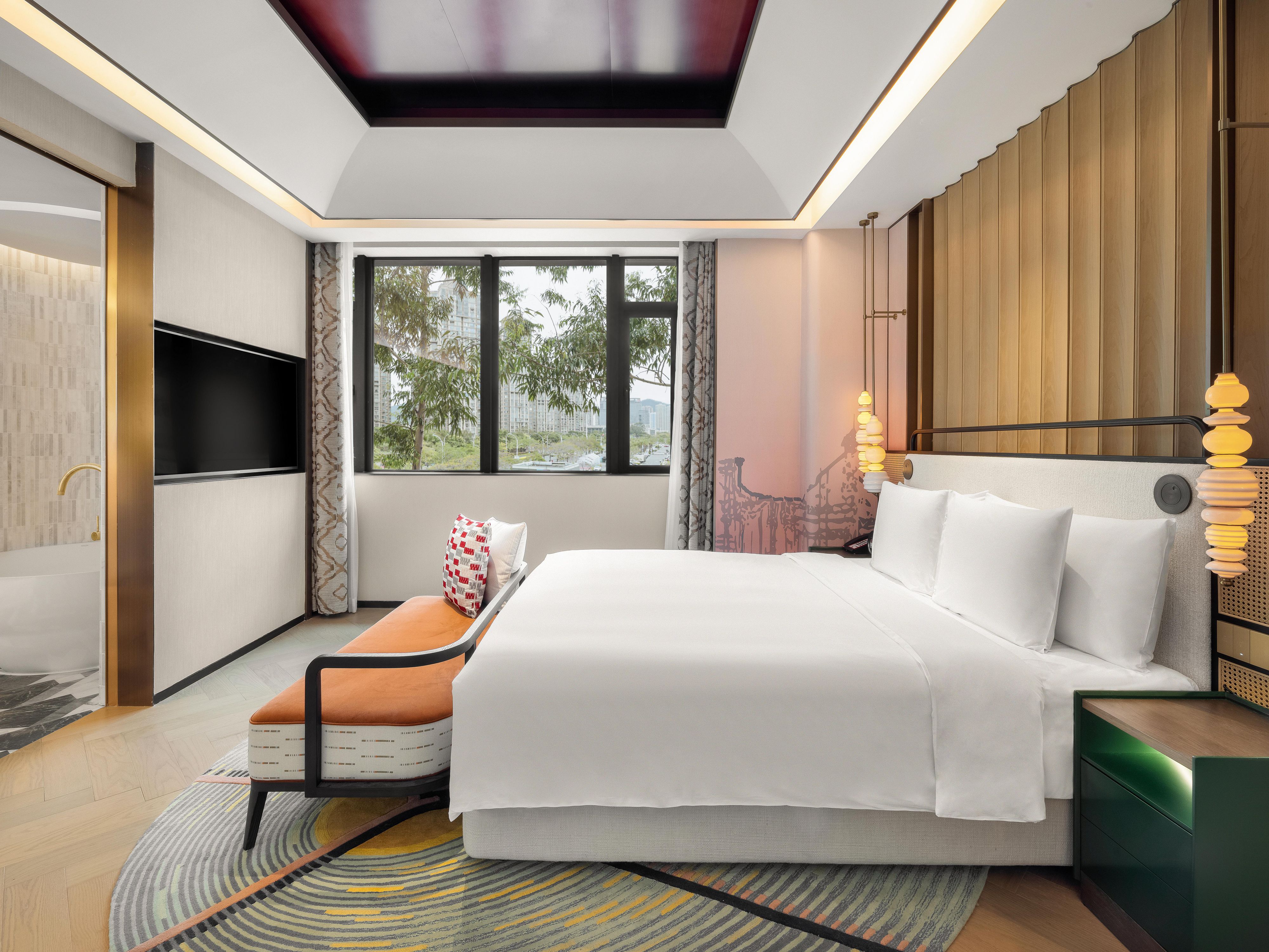 One Bed Suite Room
