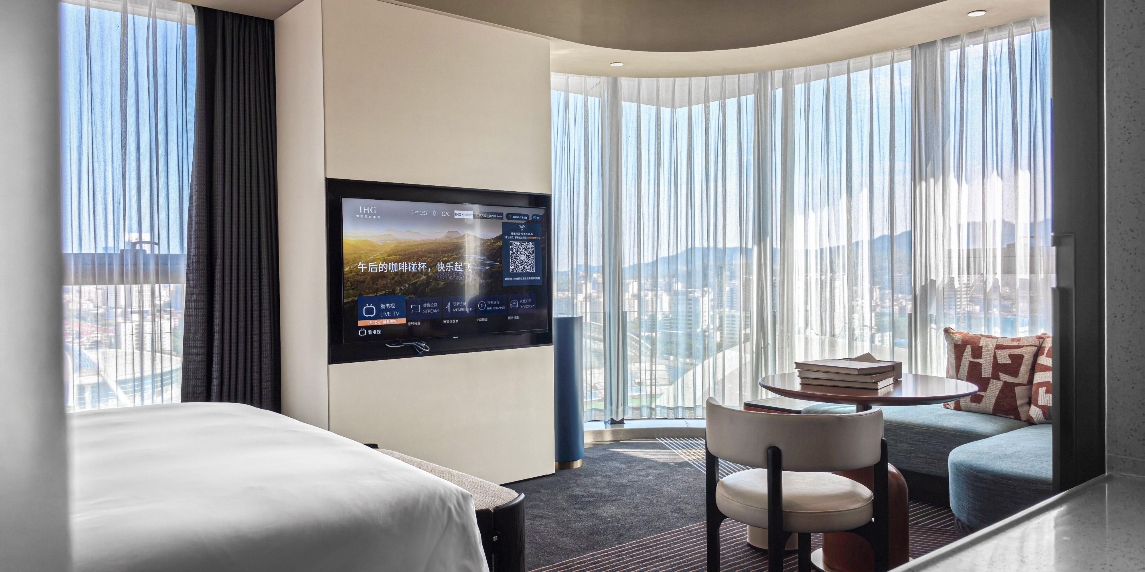 1 King Suite 