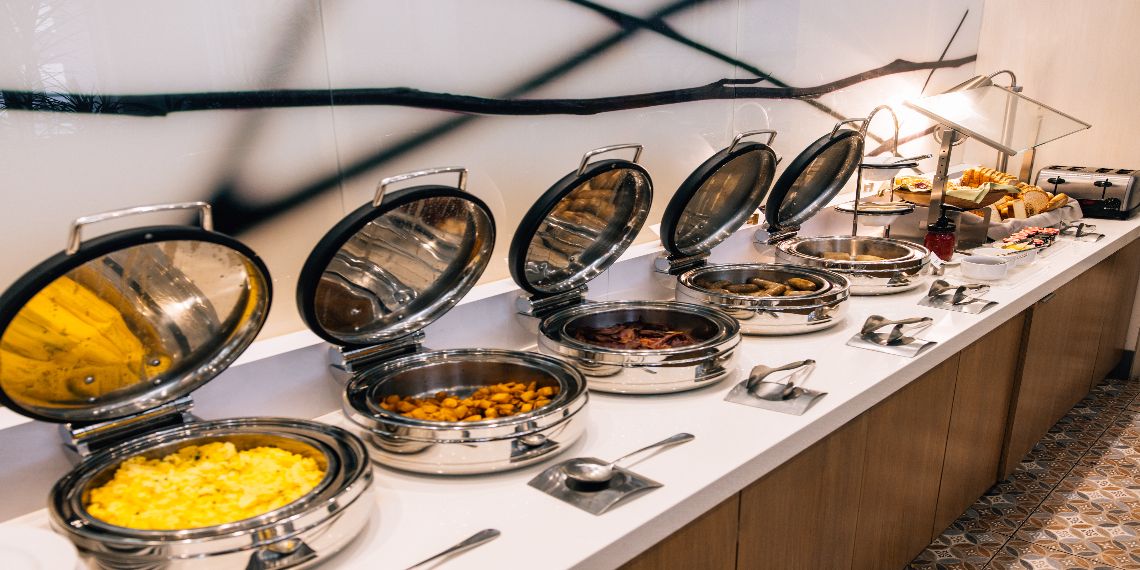 A variety of food and drink options are offered at InterContinental Houston