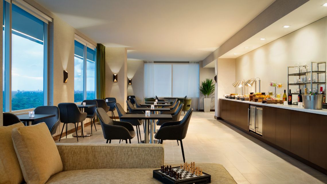 Club InterContinental lounge at InterContinental Houston