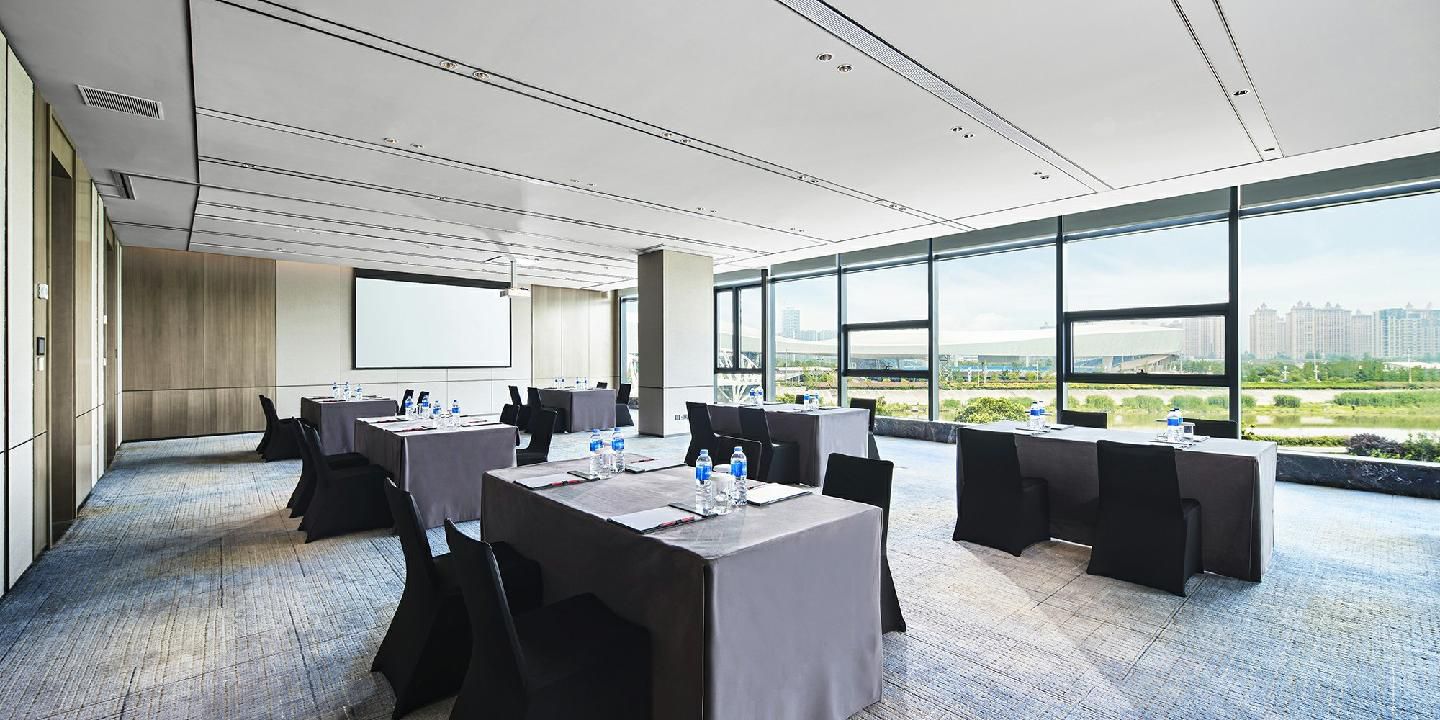 海口厅会议室岛屿台型