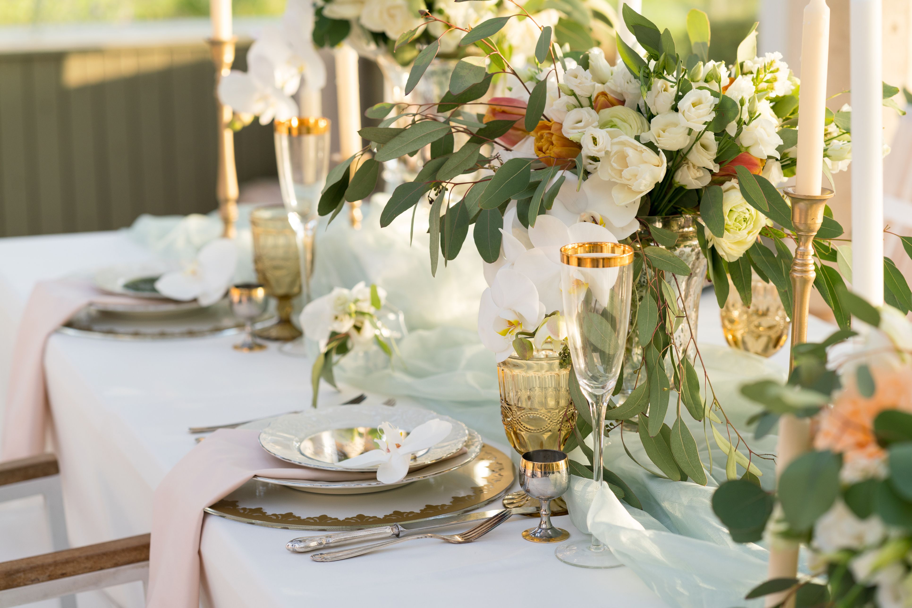 beautifully decorated table with flowers for wedding party