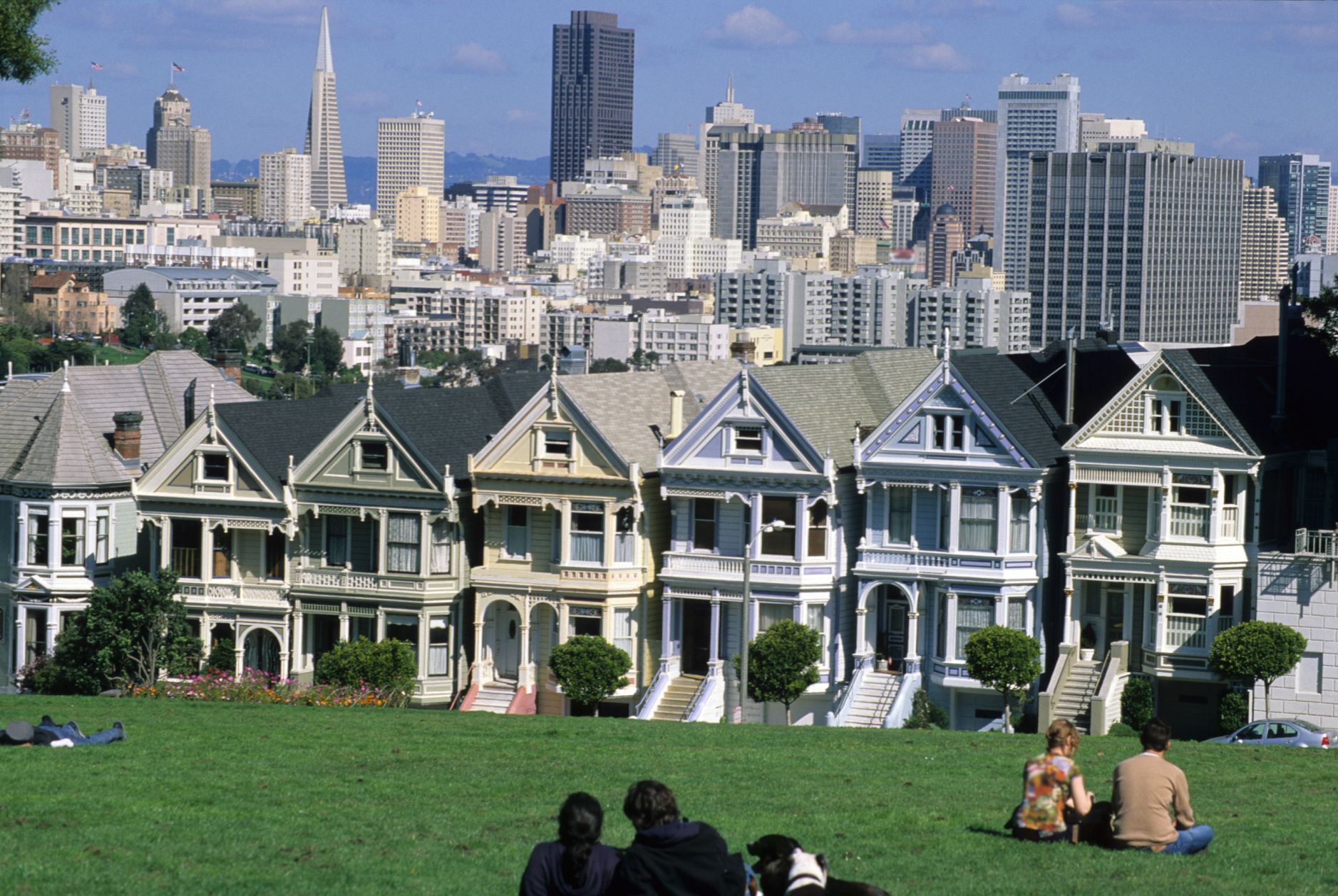Painted Ladies houses at Alamo Park in San Francisco