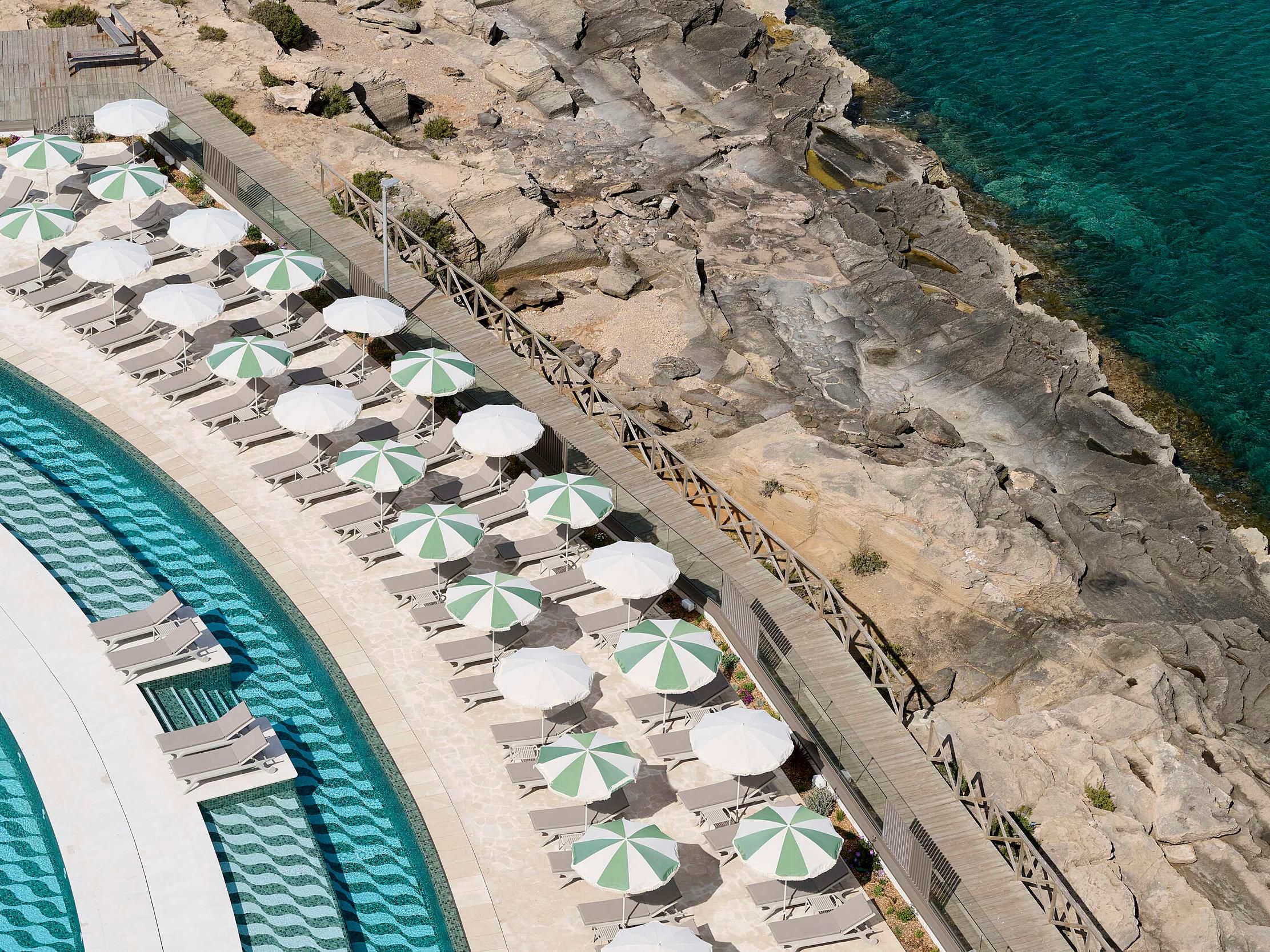 Cala Millor Hotels | Top Hotels in Cala Millor, Spain by IHG